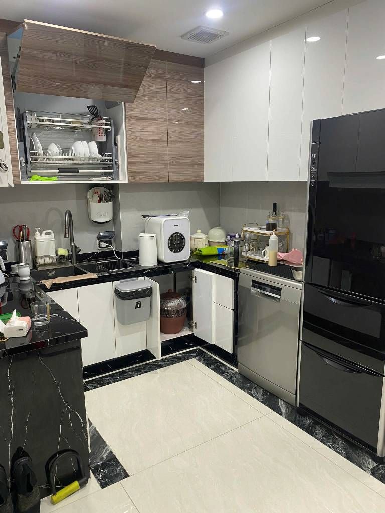 Bán nhà Trần Khát Chân - diện tích 74m2 6 tầng - Mặt phố lớn, kinh doanh sầm uất - giá 75 tỷ