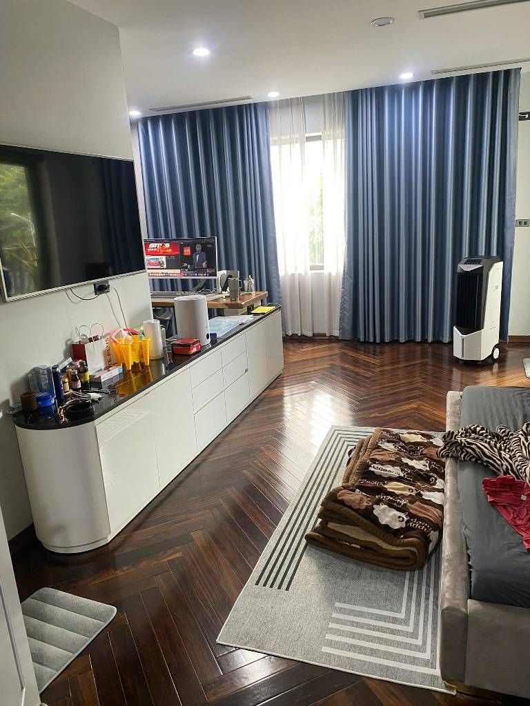 Bán nhà Trần Khát Chân - diện tích 74m2 6 tầng - Mặt phố lớn, kinh doanh sầm uất - giá 75 tỷ