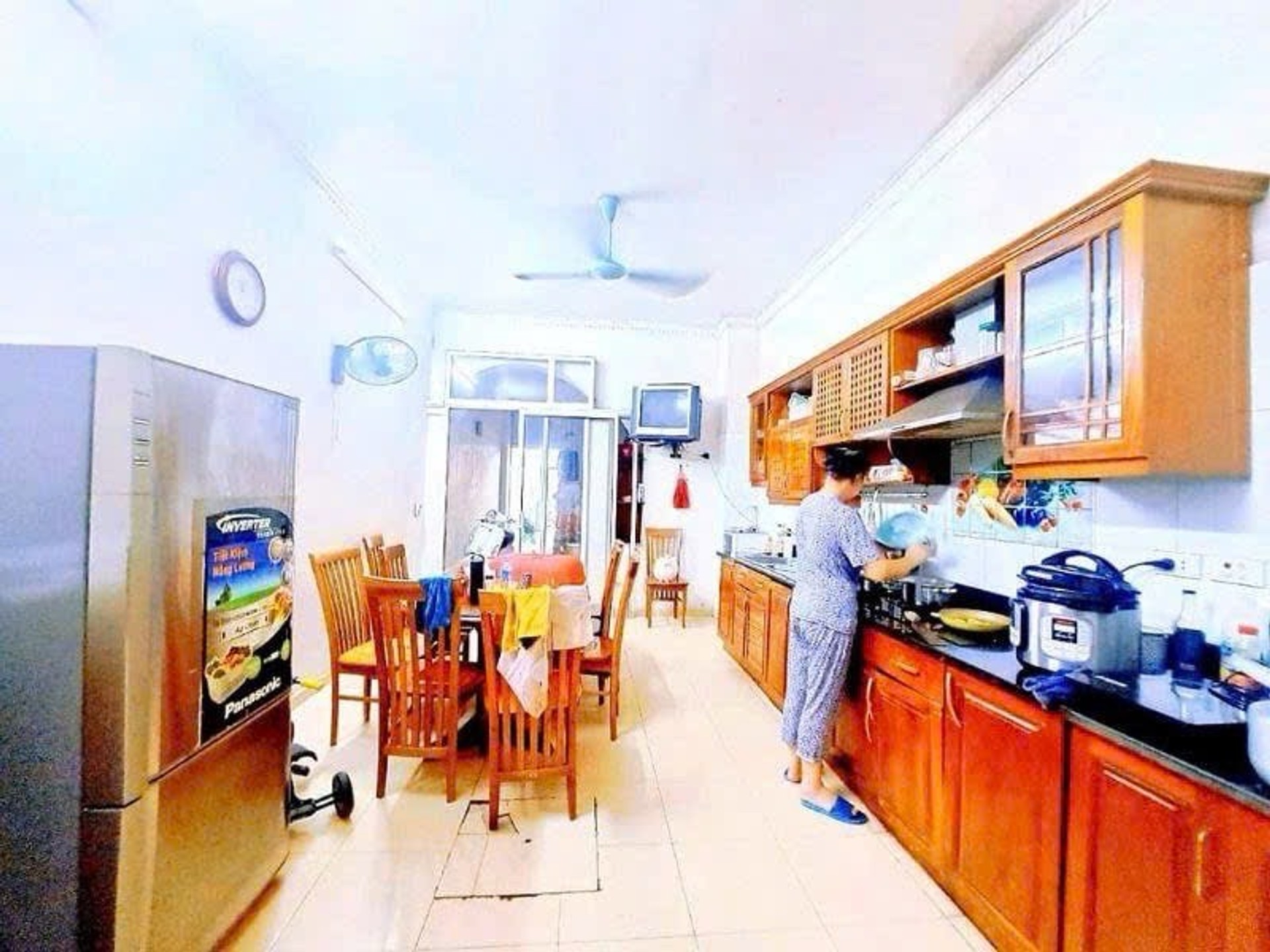 Bán nhà Hoàng Văn Thái - diện tích 69m2 4 tầng - Nhà kinh doanh, mặt ngõ rộng - giá 41,5 tỷ