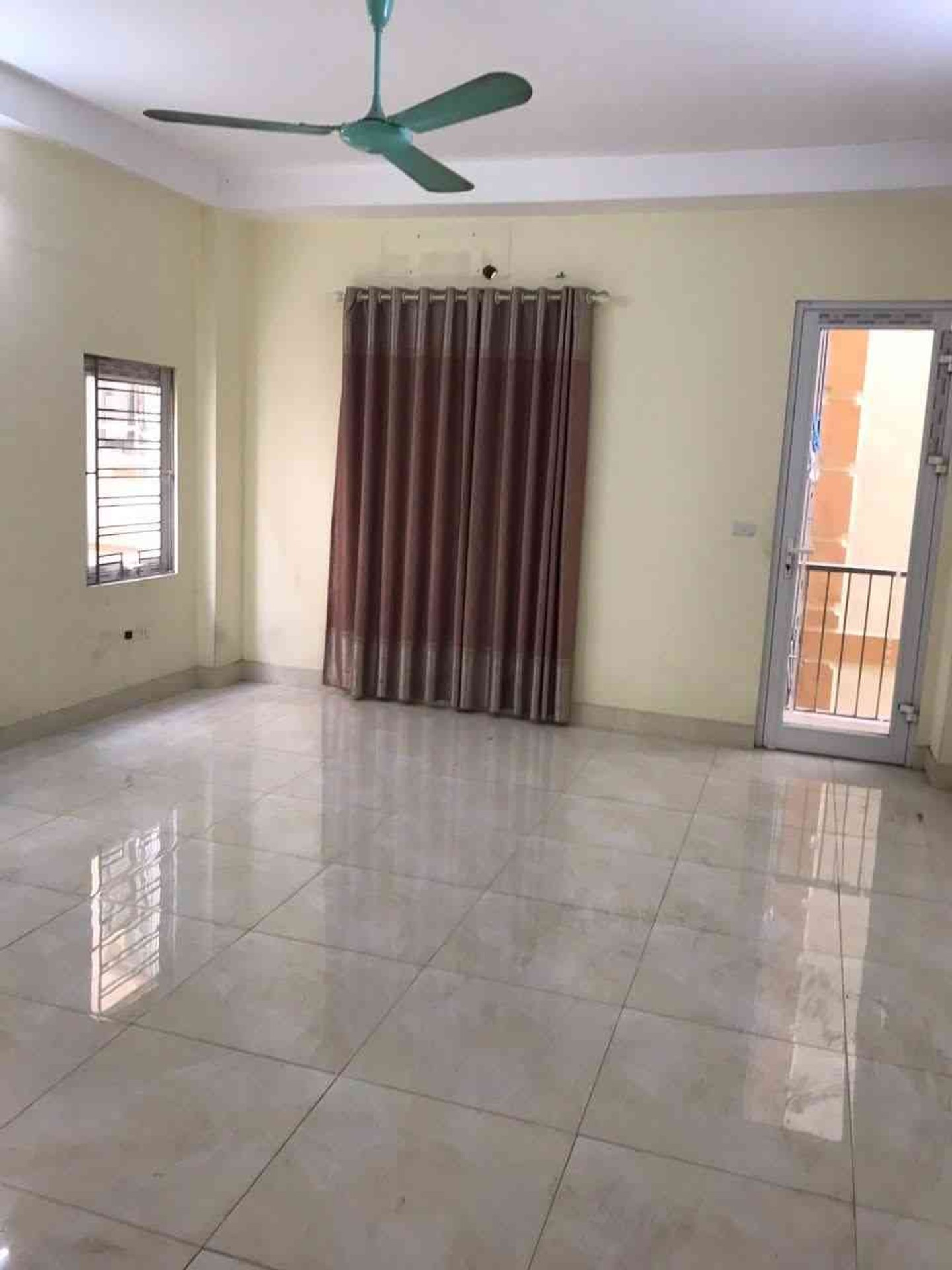 Bán nhà Trương Định - diện tích 44m2 5 tầng - Nhà đẹp hiếm có - giá 11 tỷ