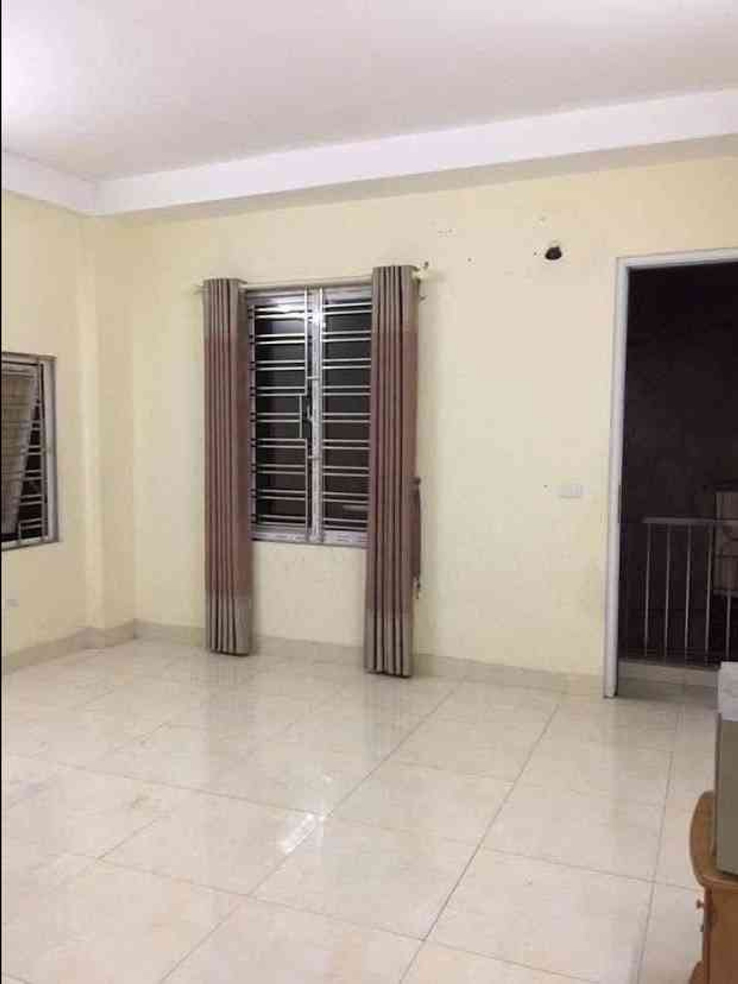 Bán nhà Trương Định - diện tích 44m2 5 tầng - Nhà đẹp hiếm có - giá 11 tỷ