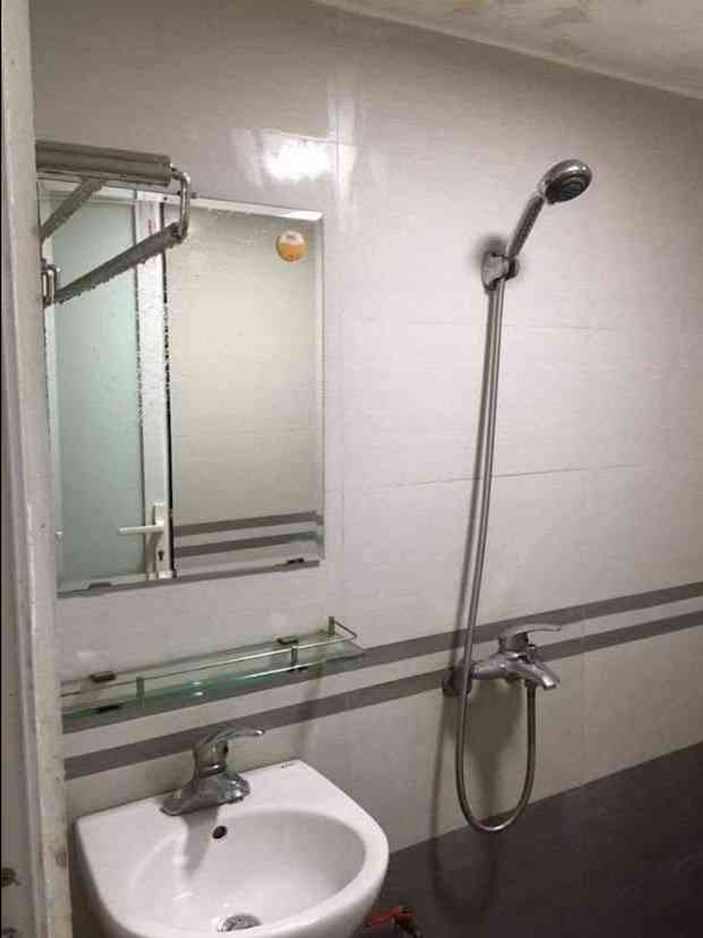 Bán nhà Trương Định - diện tích 44m2 5 tầng - Nhà đẹp hiếm có - giá 11 tỷ
