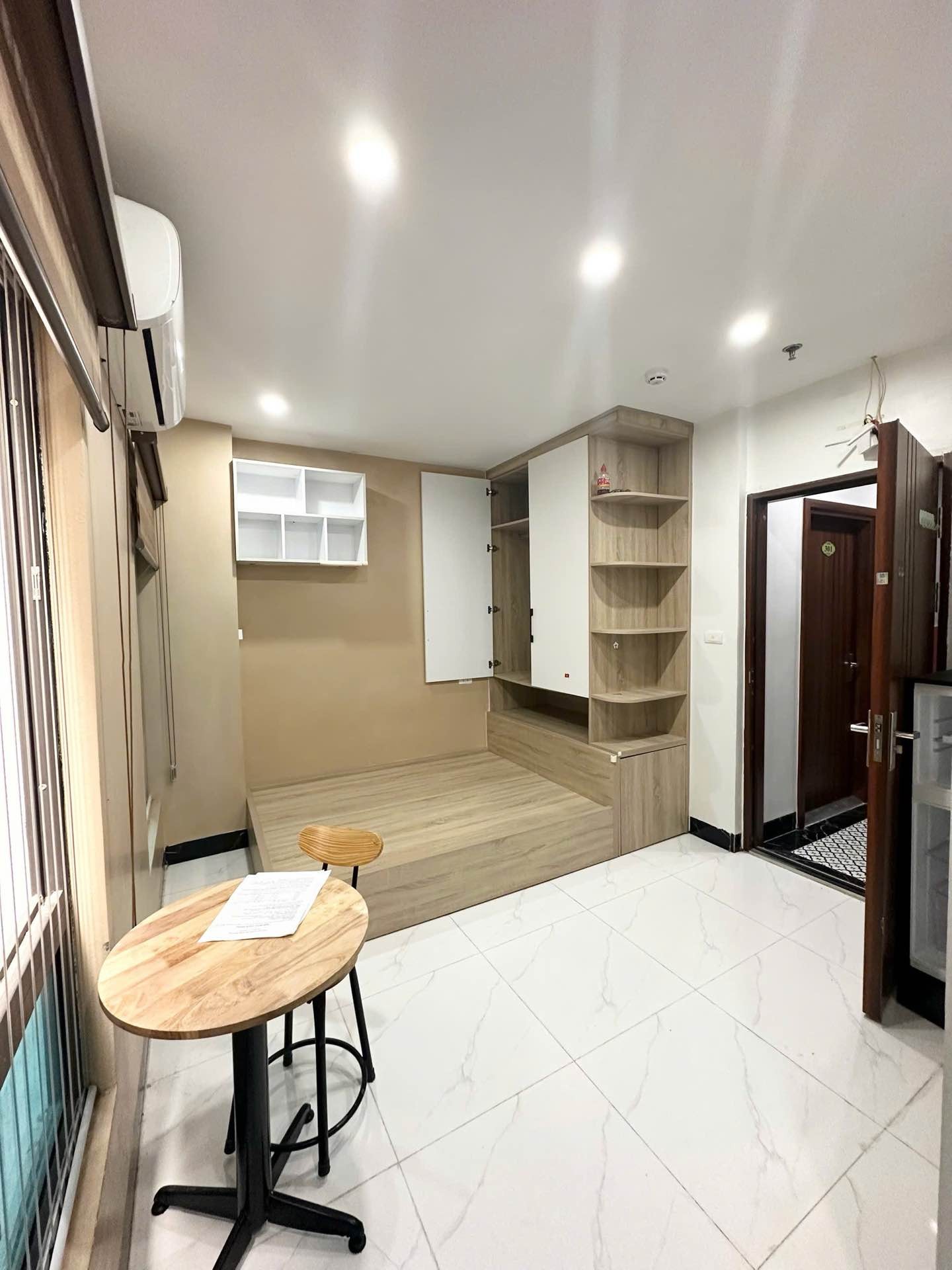 Bán nhà HOÀ BÌNH 7 - diện tích 60m2 7 tầng - Lô góc 3 thoáng - giá 14,6 tỷ