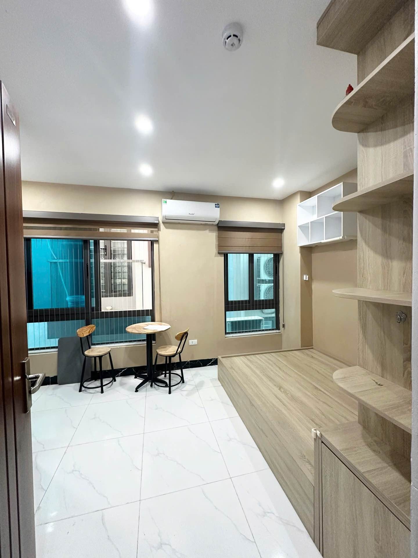 Bán nhà HOÀ BÌNH 7 - diện tích 60m2 7 tầng - Lô góc 3 thoáng - giá 14,6 tỷ