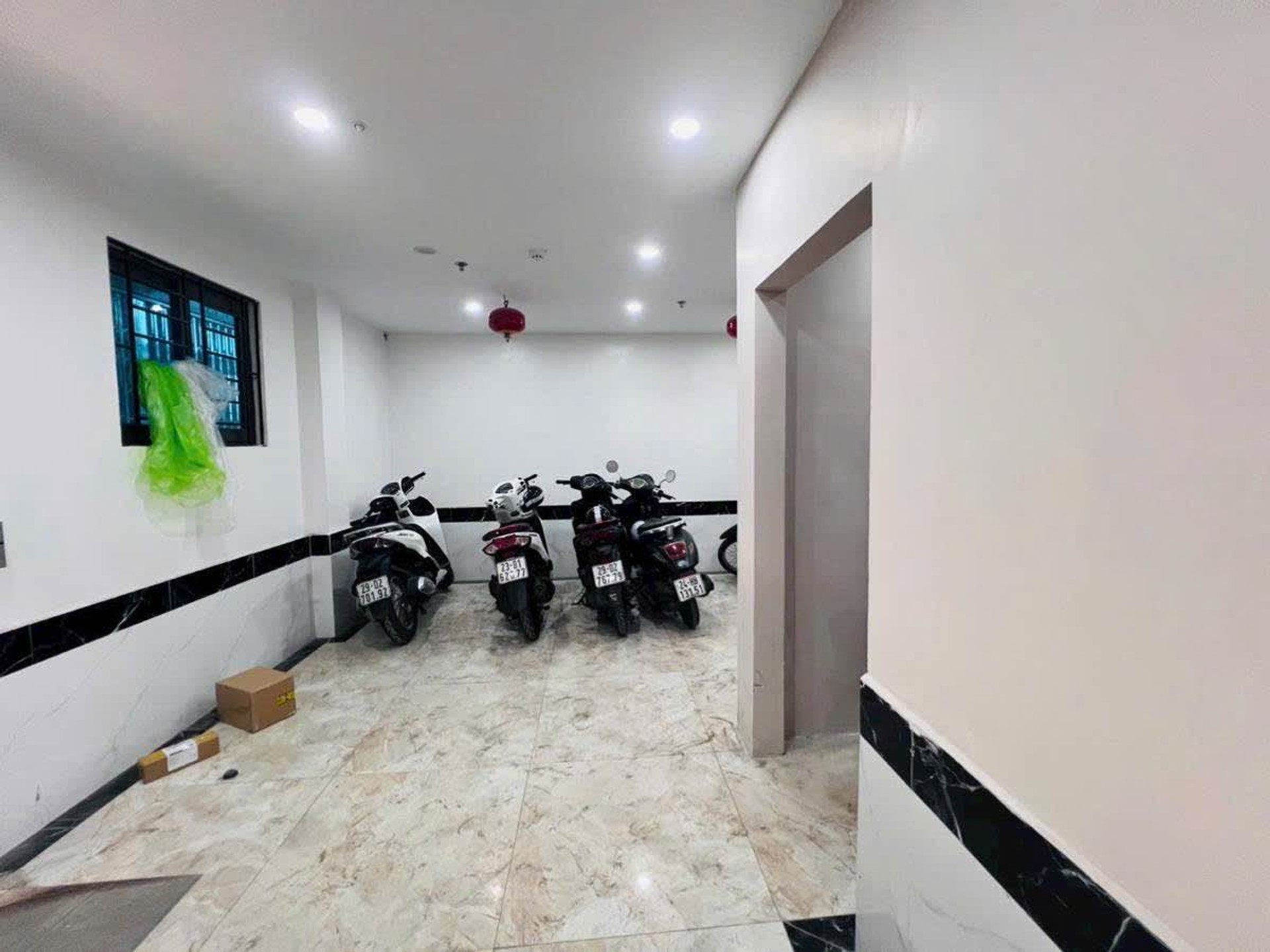 Bán nhà HOÀ BÌNH 7 - diện tích 60m2 7 tầng - Lô góc 3 thoáng - giá 14,6 tỷ