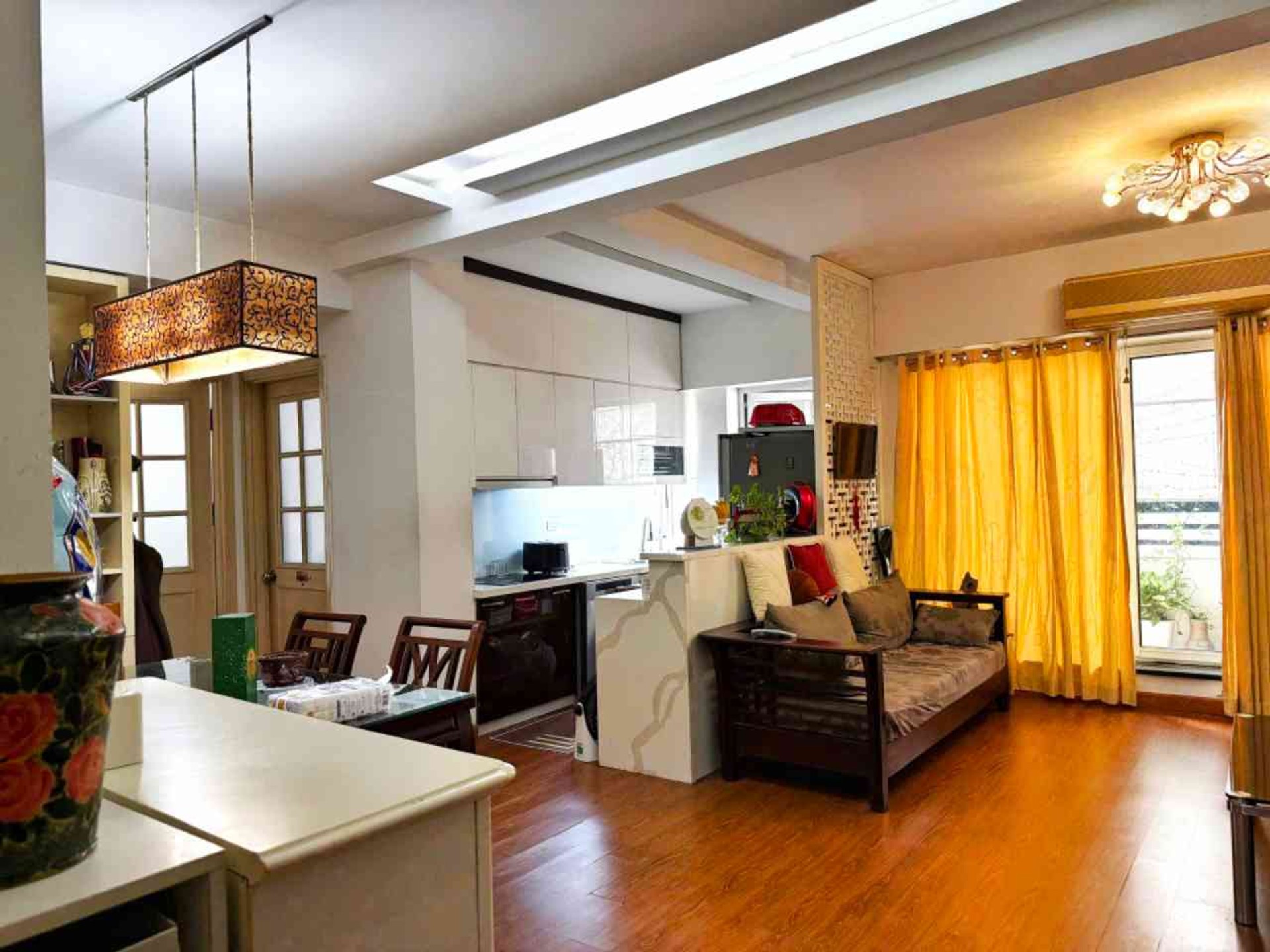 Bán nhà Hoa Lư - diện tích 95m2 1 tầng - Căn hộ chung cư mặt phố - giá 11,95 tỷ