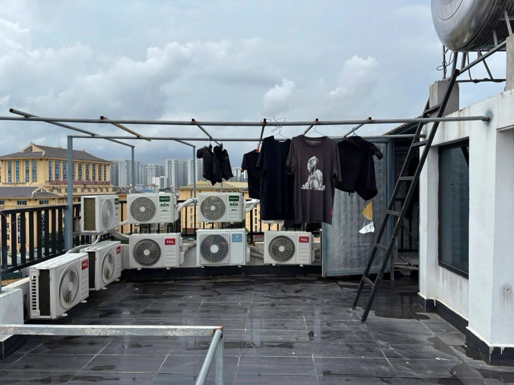 Bán nhà Nguyễn Khoái - diện tích 128.7m2 7 tầng - Mặt tiền khủng, gara, thang máy - giá 55 tỷ