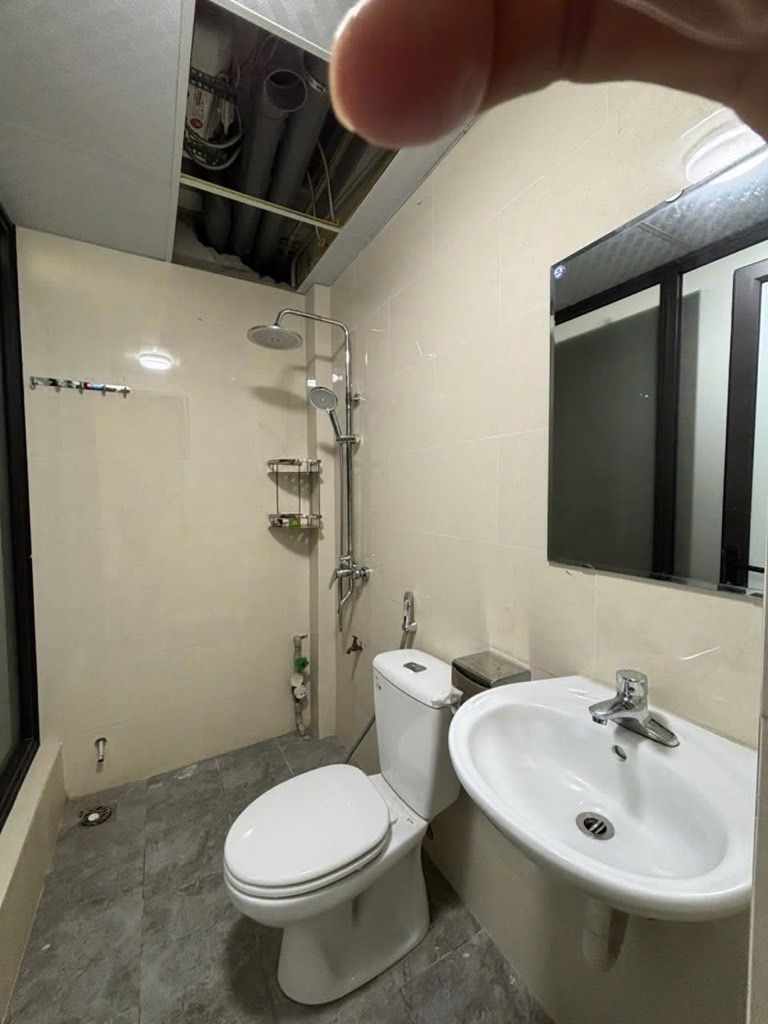 Bán nhà Nguyễn Khoái - diện tích 128.7m2 7 tầng - Mặt tiền khủng, gara, thang máy - giá 55 tỷ