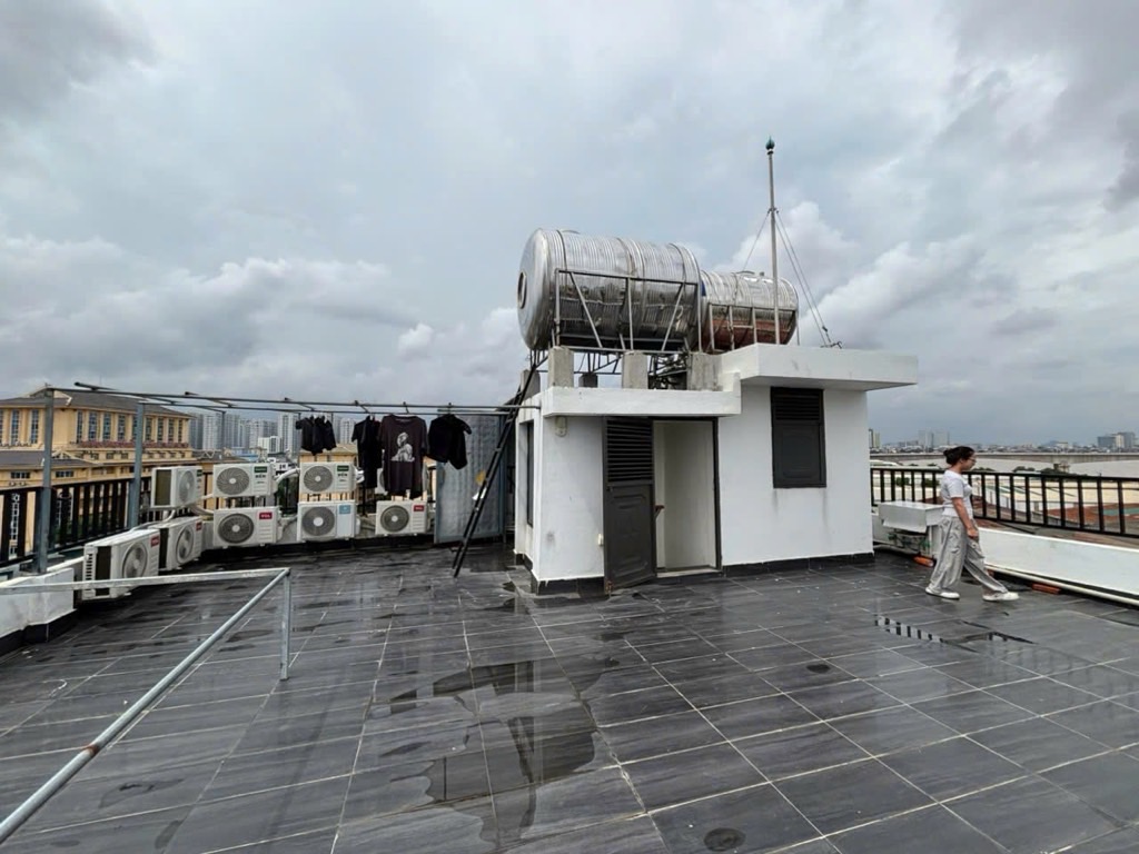 Bán nhà Nguyễn Khoái - diện tích 128.7m2 7 tầng - Mặt tiền khủng, gara, thang máy - giá 55 tỷ