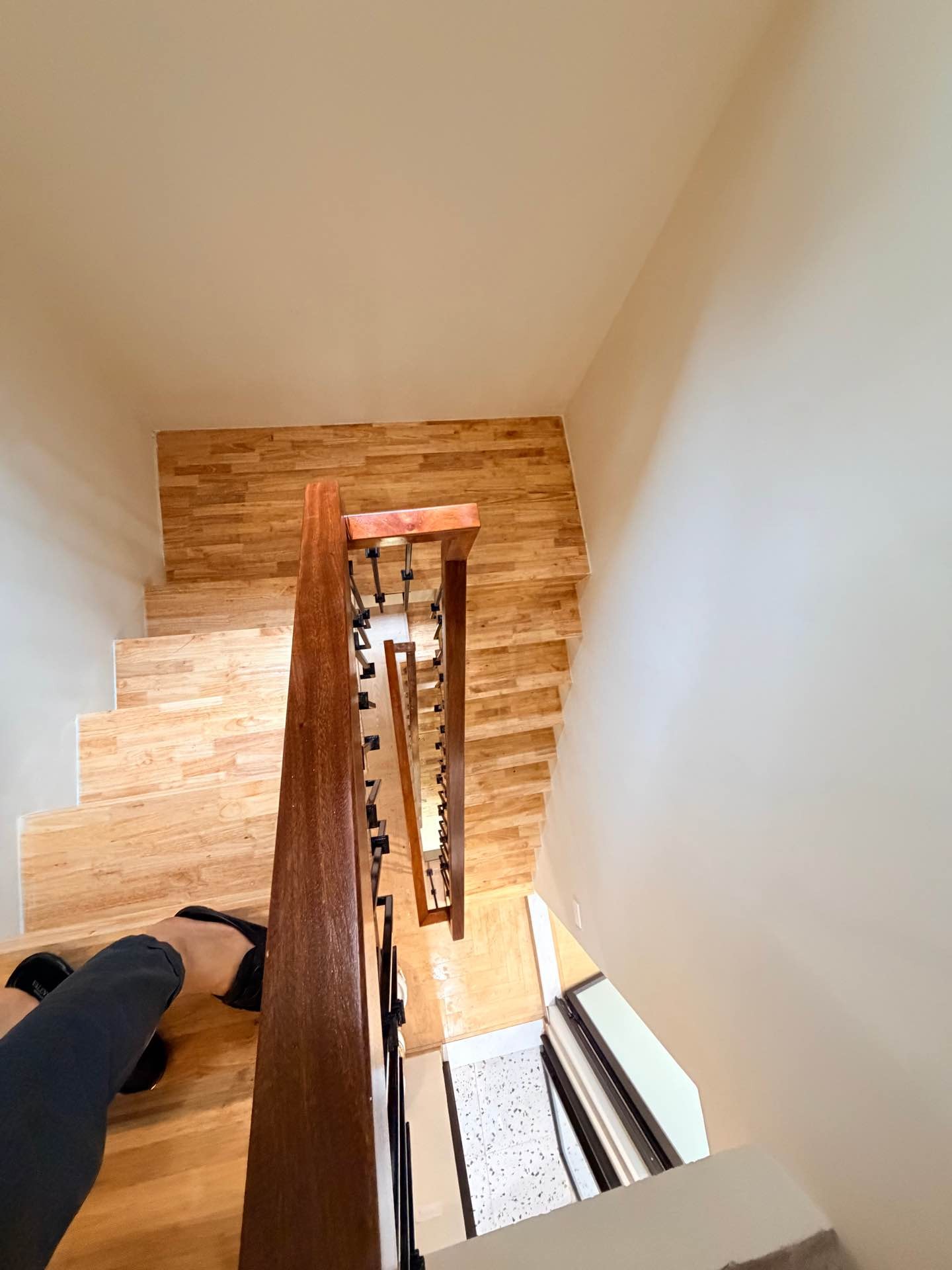 Bán nhà Lò Đúc - diện tích 26m2 4 tầng - Ô tô nhỏ vào tận nơi - giá 8,95 tỷ