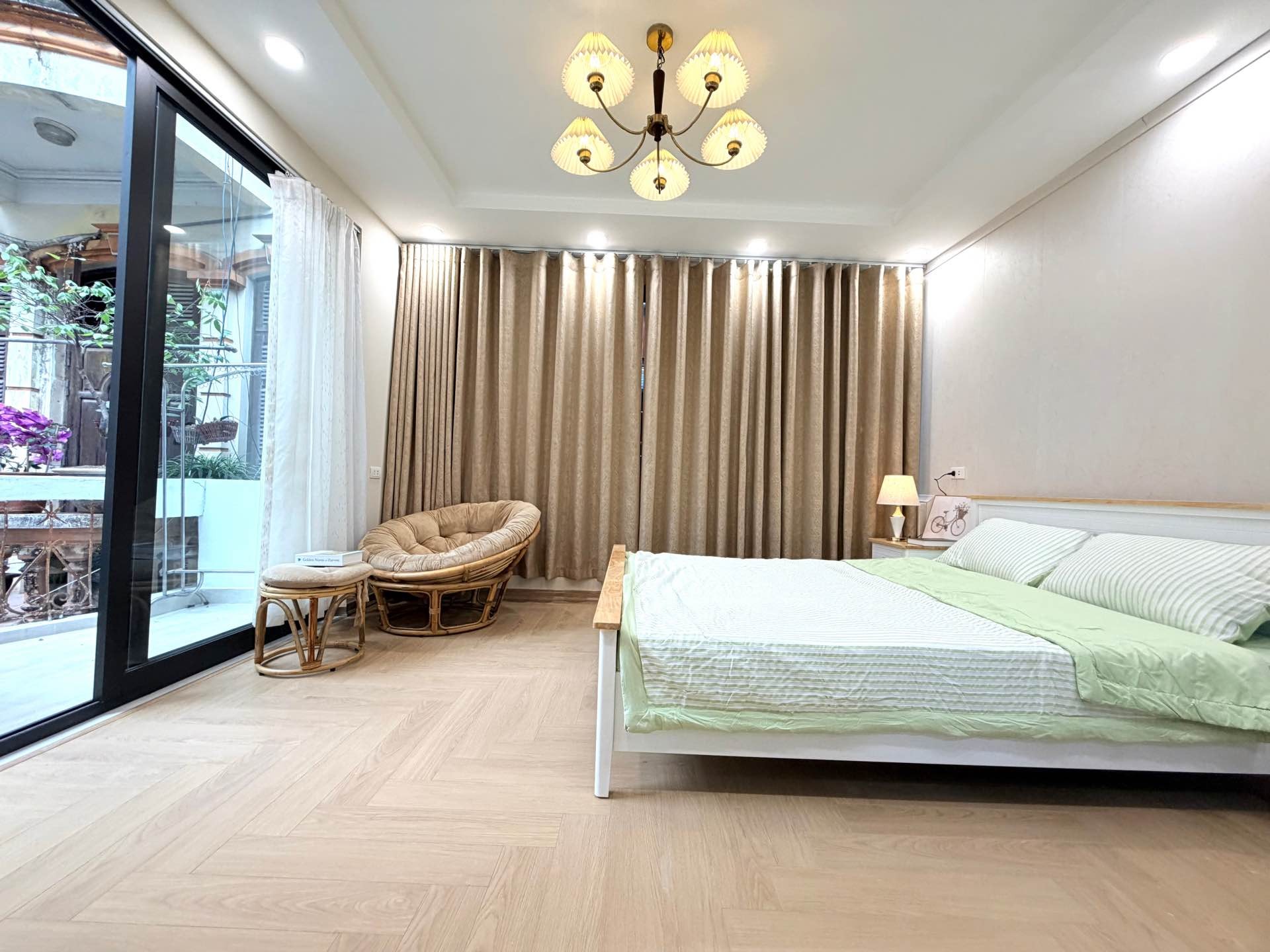 Bán nhà Lò Đúc - diện tích 26m2 4 tầng - Ô tô nhỏ vào tận nơi - giá 8,95 tỷ