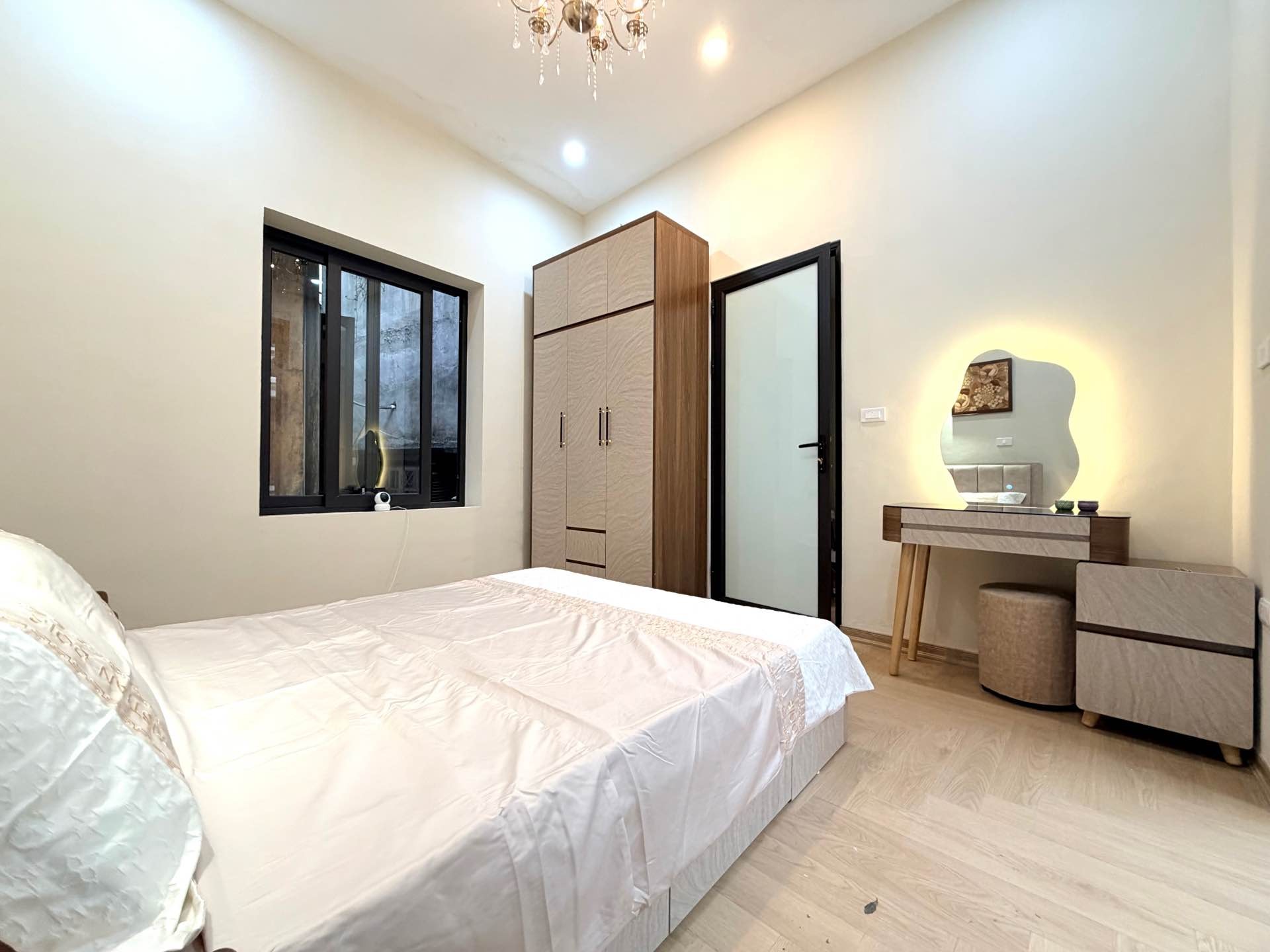 Bán nhà Lò Đúc - diện tích 26m2 4 tầng - Ô tô nhỏ vào tận nơi - giá 8,95 tỷ