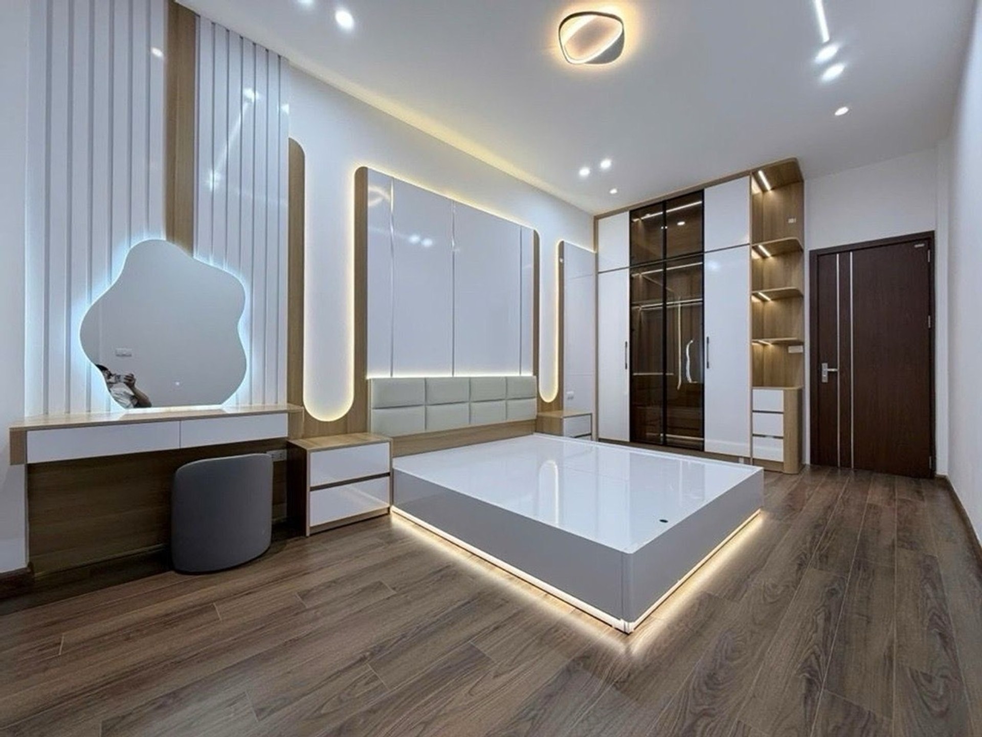 Bán nhà Kim Giang - diện tích 36m2 4 tầng - 2 mặt thoáng - giá 9,3 tỷ