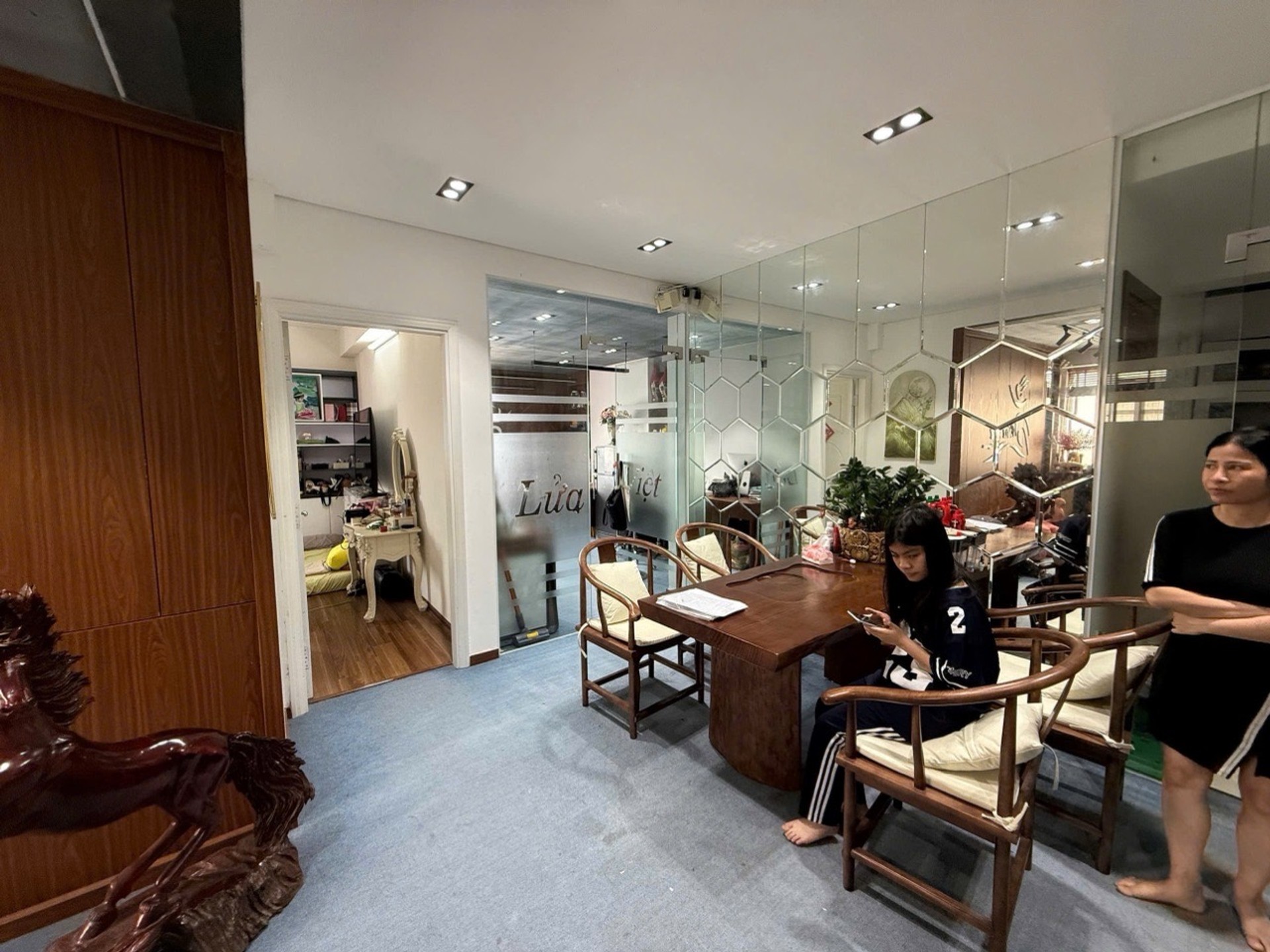 Bán nhà Lĩnh Nam - diện tích 92m2 26 tầng - Căn hộ chung cư đẹp - giá 4,6 tỷ