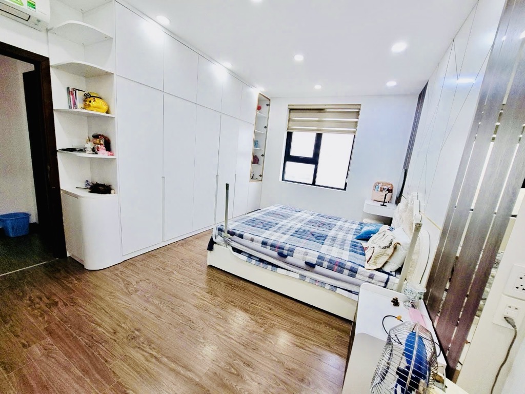 Bán nhà Đại Từ - diện tích 107m2 1 tầng - Lô góc - giá 11,25 tỷ