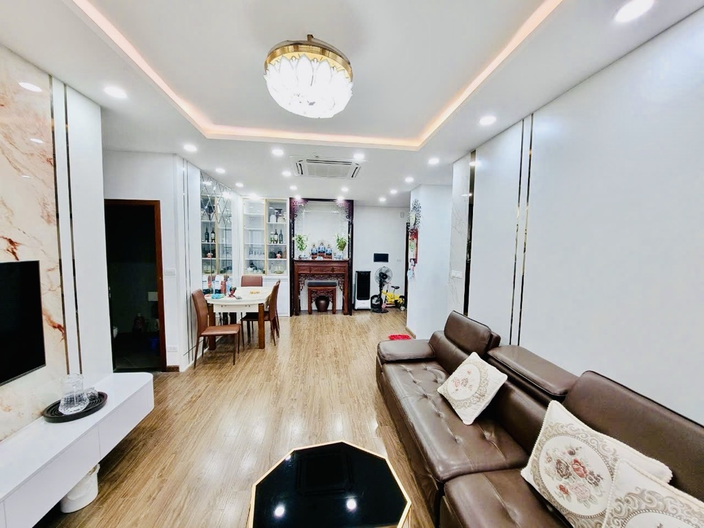 Bán nhà Đại Từ - diện tích 107m2 1 tầng - Lô góc - giá 11,25 tỷ