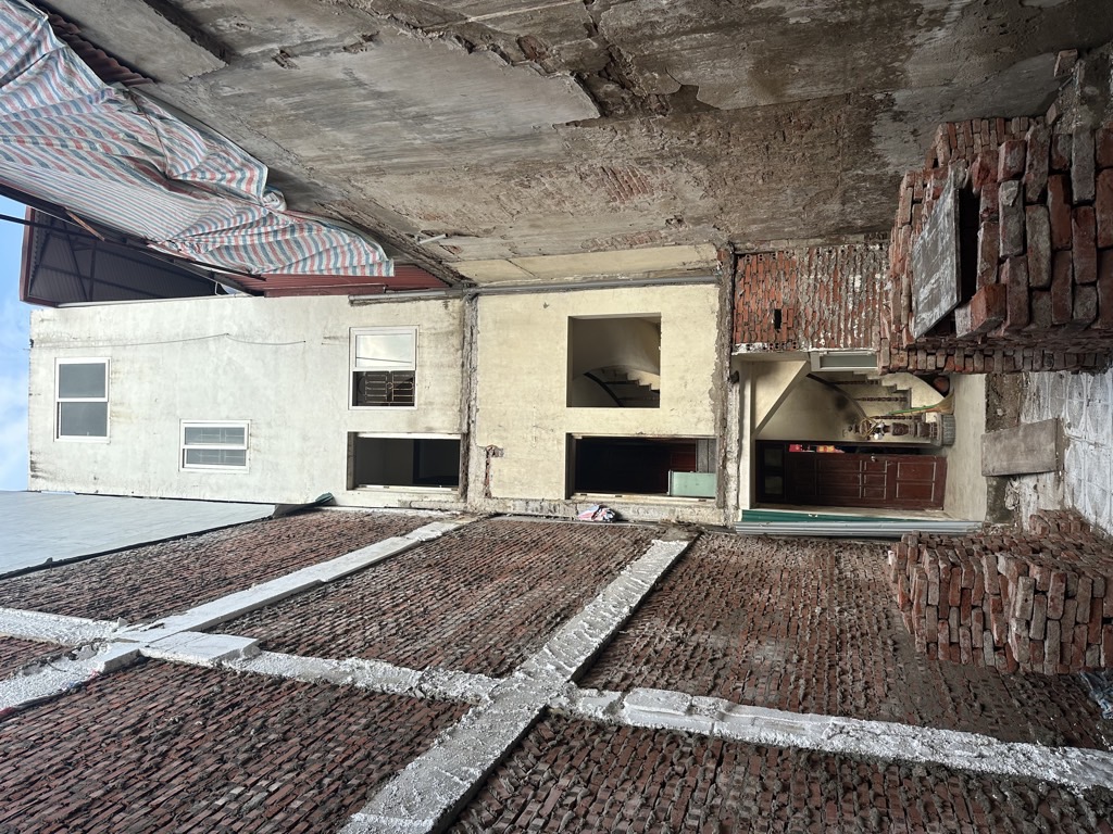 Bán nhà Trương Định - diện tích 91m2 3 tầng - Mặt phố - giá 25 tỷ