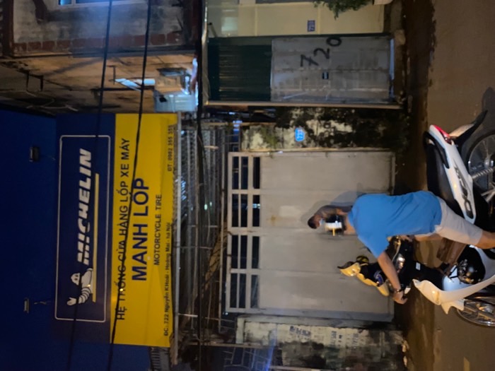 Bán nhà Nguyễn Khoái - diện tích 124m2 2 tầng - Kho hàng, giá 25 tỷ