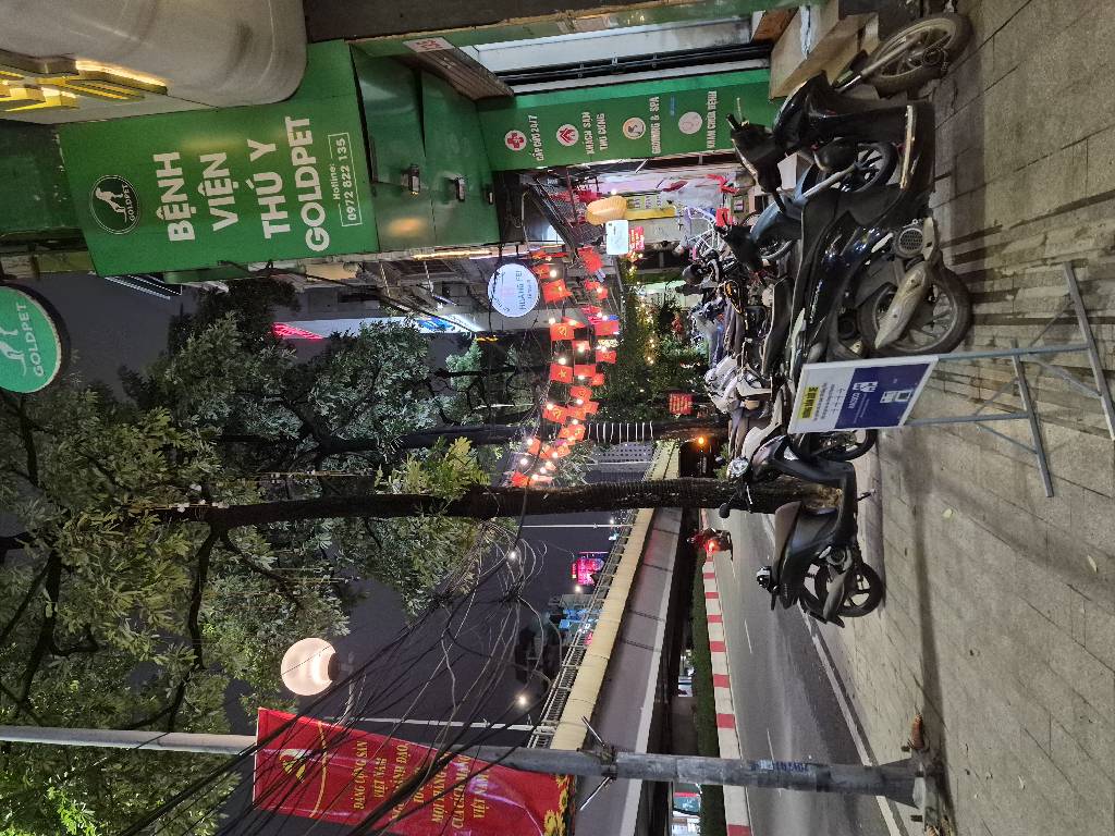 Bán nhà Nguyễn Chí Thanh - diện tích 45m2 4 tầng - Mặt phố lớn, kinh doanh siêu thuận tiện - giá 46,5 tỷ