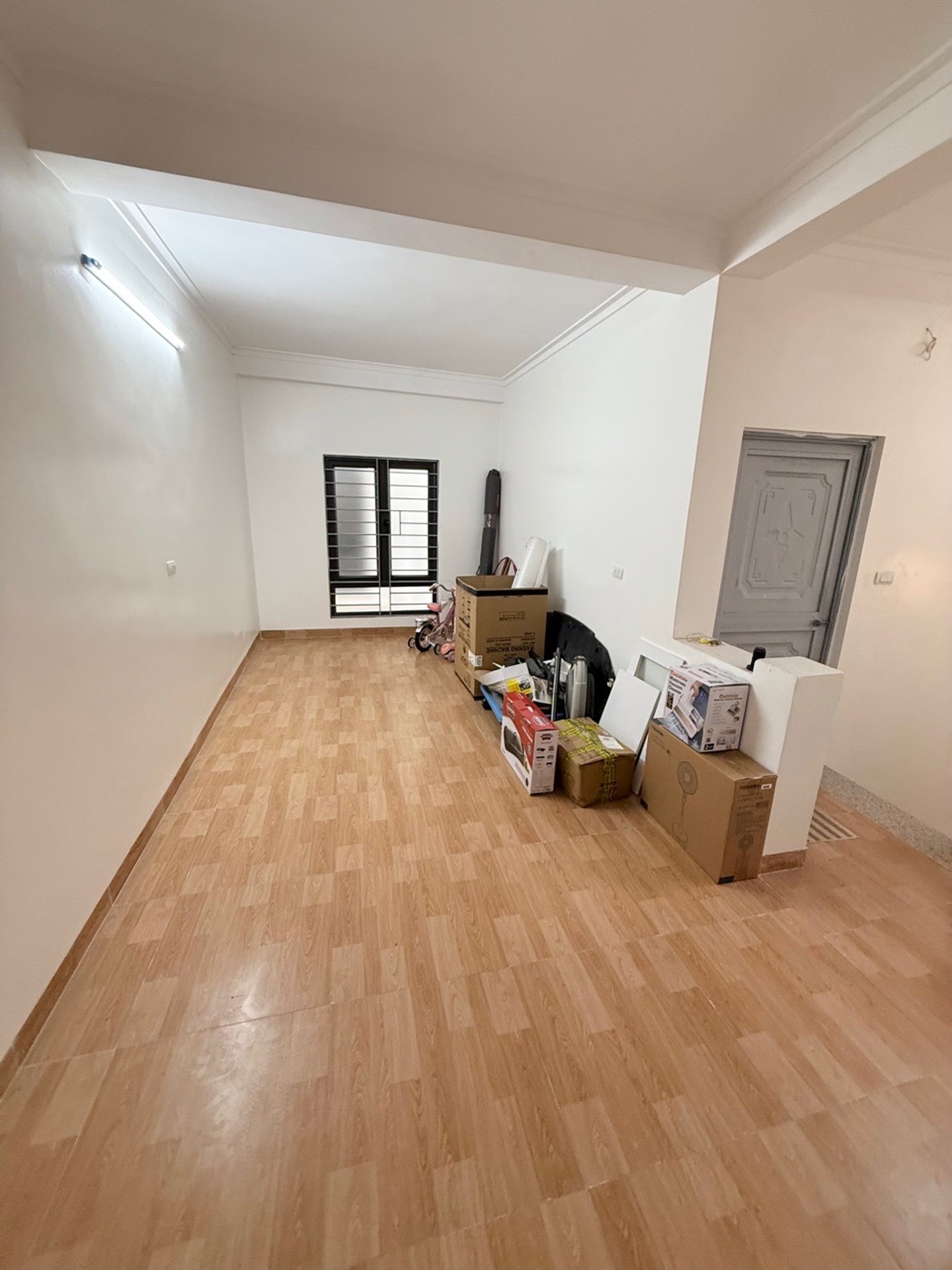 Bán nhà Ngọc Hồi - diện tích 35m2 4 tầng - Mặt tiền rộng cực thoáng sáng - giá 7,8 tỷ