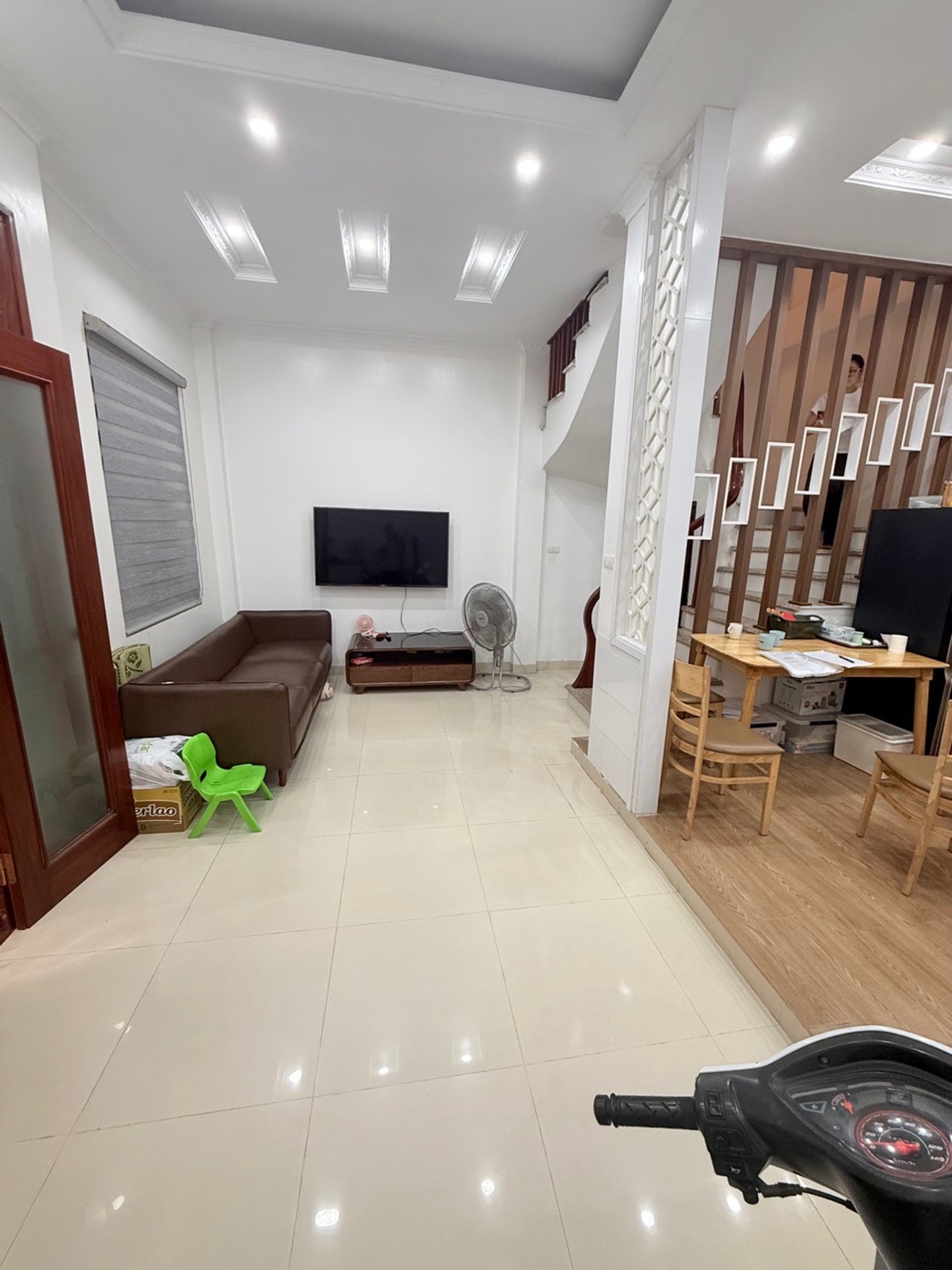 Bán nhà Ngọc Hồi - diện tích 35m2 4 tầng - Mặt tiền rộng cực thoáng sáng - giá 7,8 tỷ