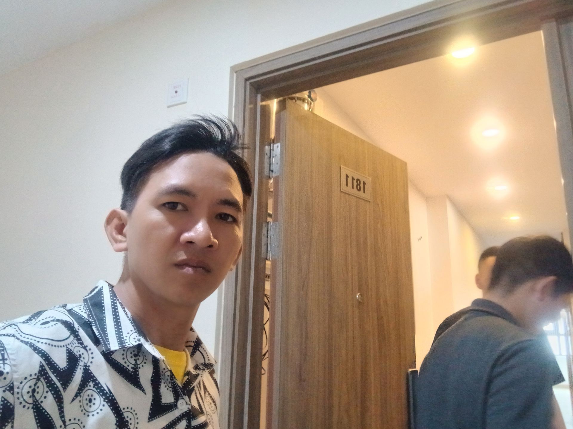 Bán nhà Lĩnh Nam - diện tích 79m2 18 tầng - Mặt phố - giá 7,65 tỷ