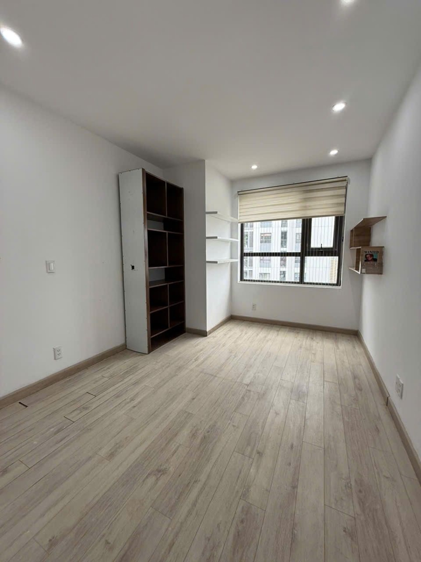 Bán nhà Lĩnh Nam - diện tích 79m2 18 tầng - Mặt phố - giá 7,65 tỷ