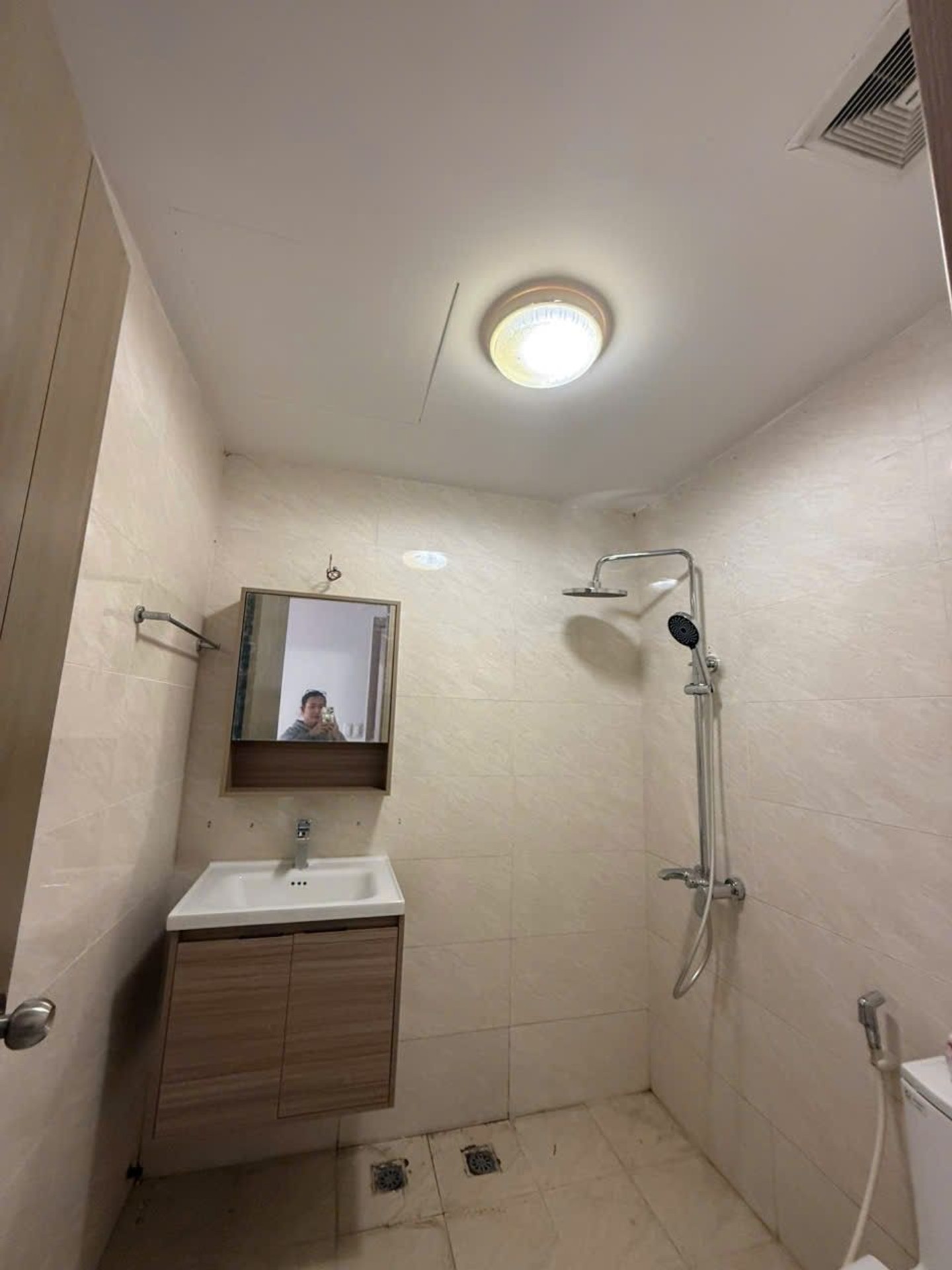 Bán nhà Lĩnh Nam - diện tích 79m2 18 tầng - Mặt phố - giá 7,65 tỷ
