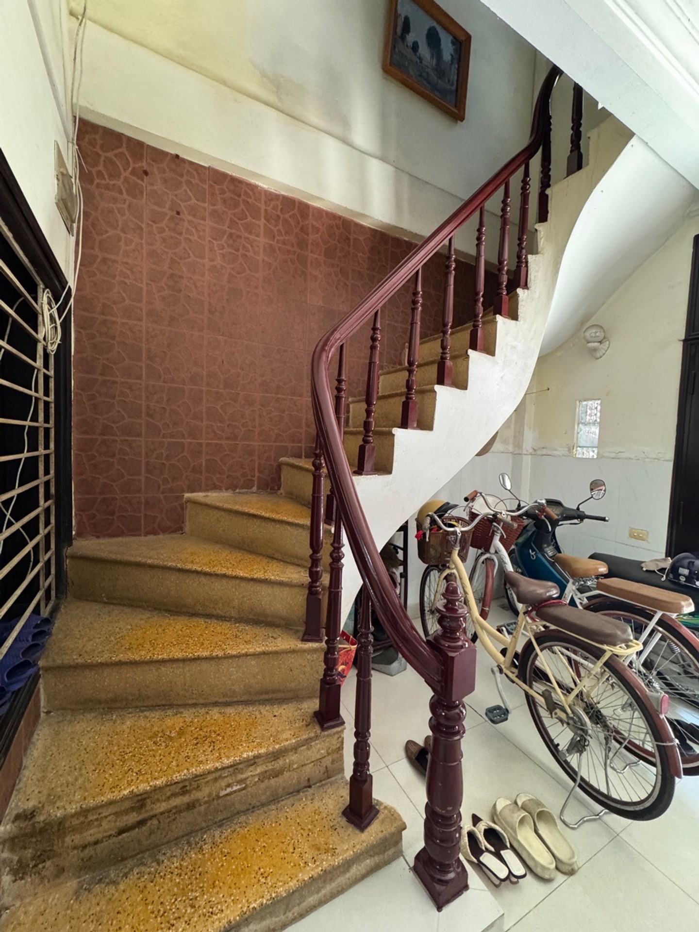 Bán nhà Dương Văn Bé - diện tích 40m2 4 tầng - Nhà đẹp - giá 9,1 tỷ