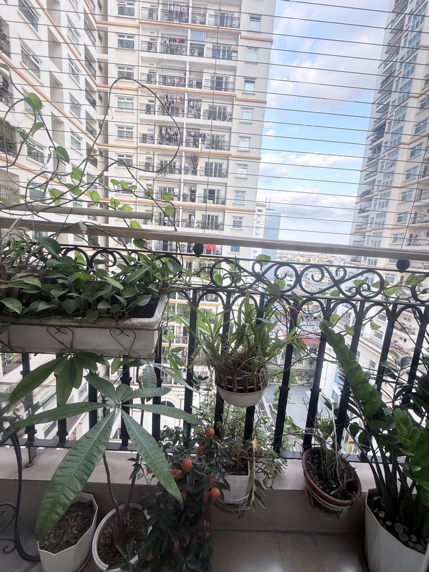 Bán nhà Hòa Bình Green City - diện tích 70m2 10 tầng - Nhà lô góc, tiện ích ngập tràn - giá 5,7 tỷ