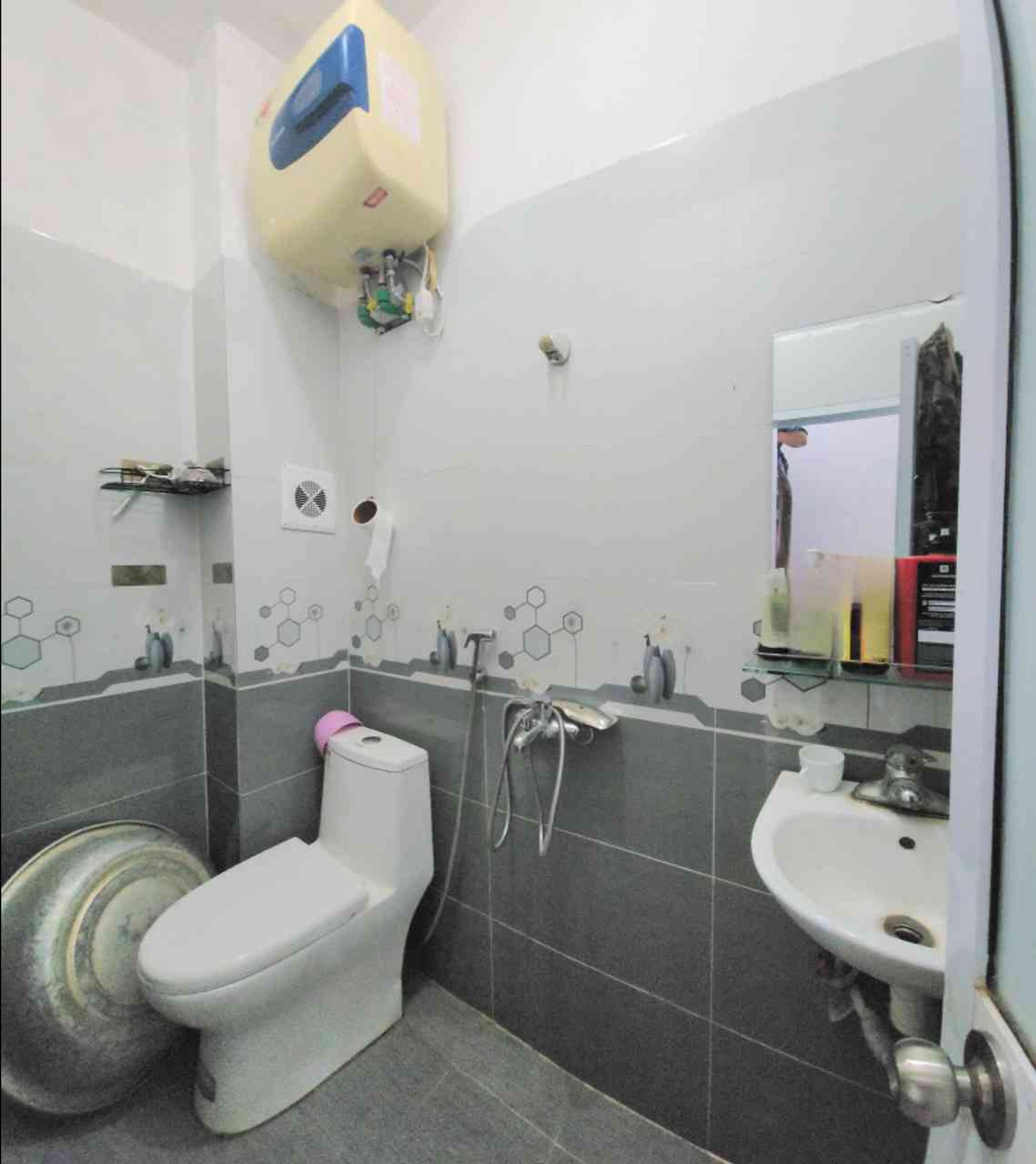 Bán nhà Nguyễn Chính - diện tích 26m2 5 tầng - Nhà đẹp khói bàn - giá 6,5 tỷ