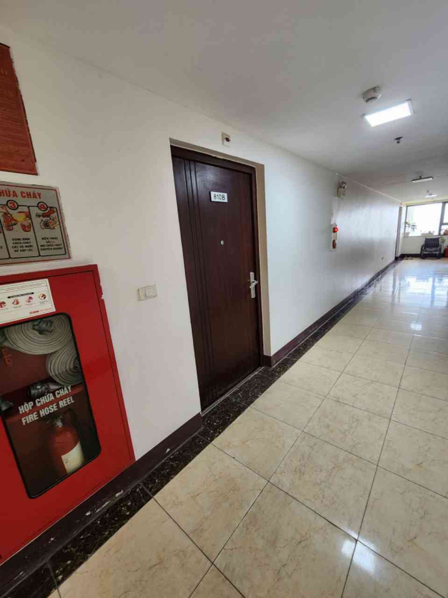 Bán nhà Lĩnh Nam - diện tích 61m2 8 tầng - Căn hộ tặng full nội thất - giá 4,79 tỷ