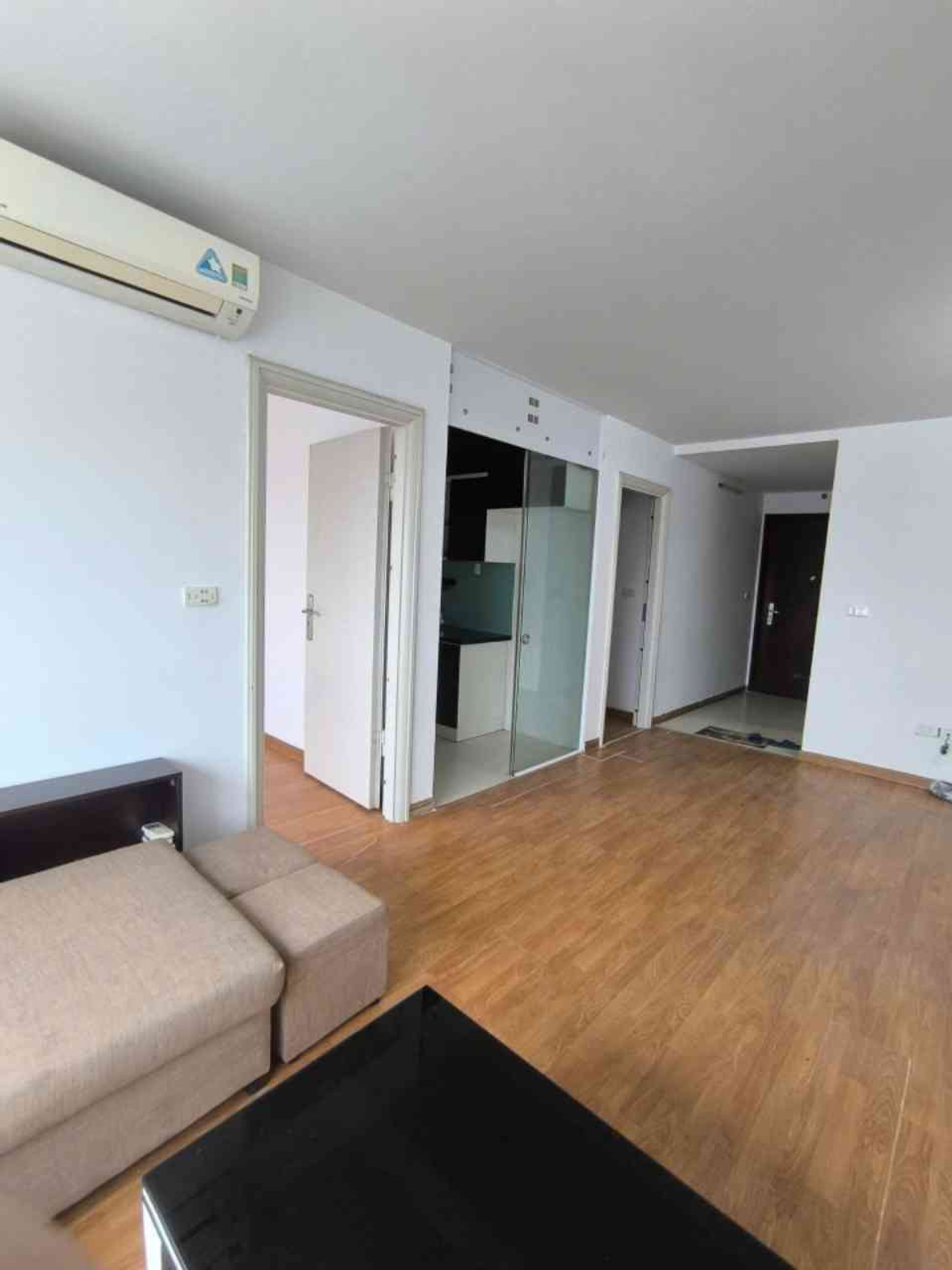Bán nhà Lĩnh Nam - diện tích 61m2 8 tầng - Căn hộ tặng full nội thất - giá 4,79 tỷ