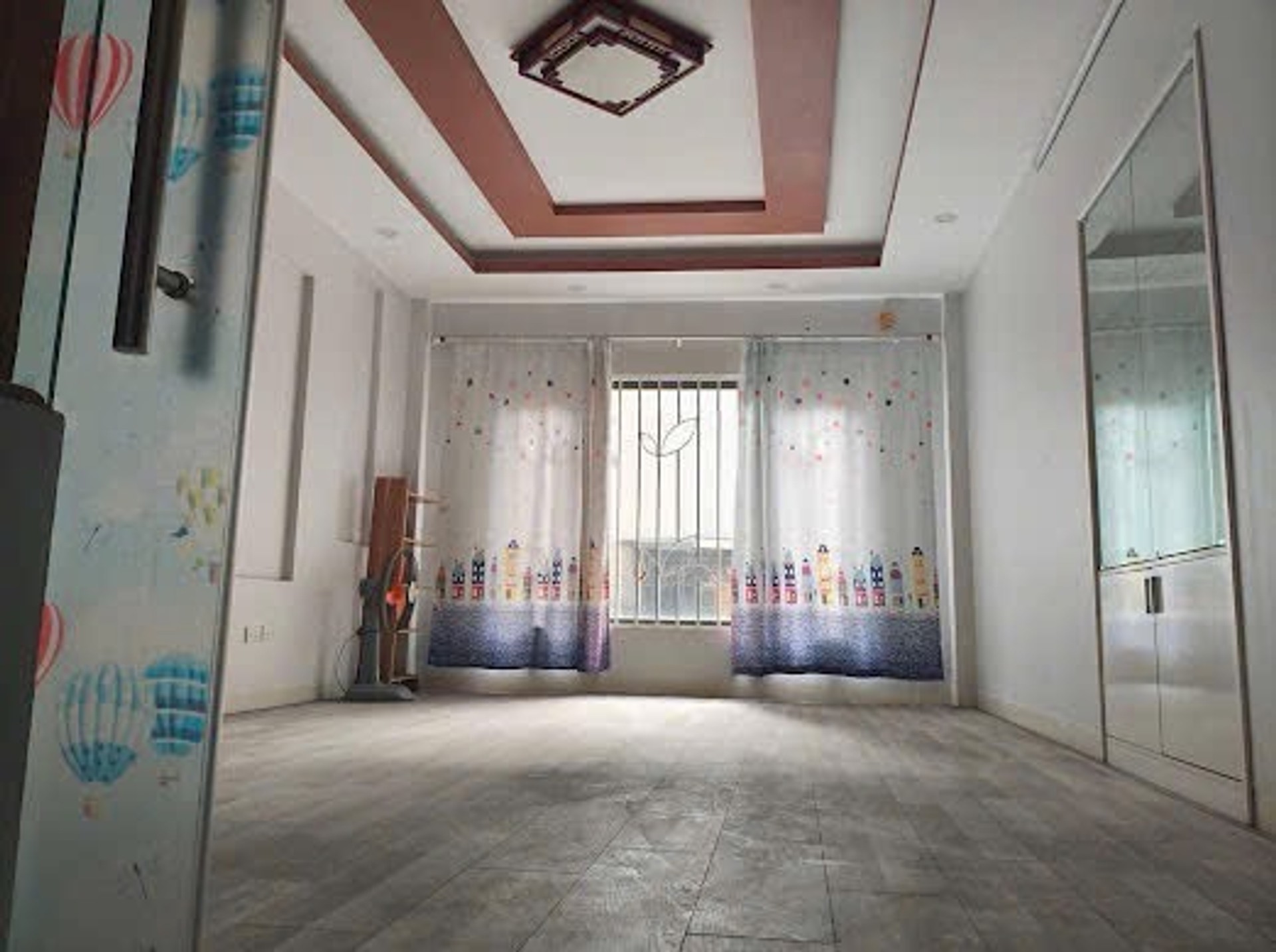 Bán nhà Định Công Hạ - diện tích 39m2 5 tầng - Ngõ ba gác - giá 10 tỷ