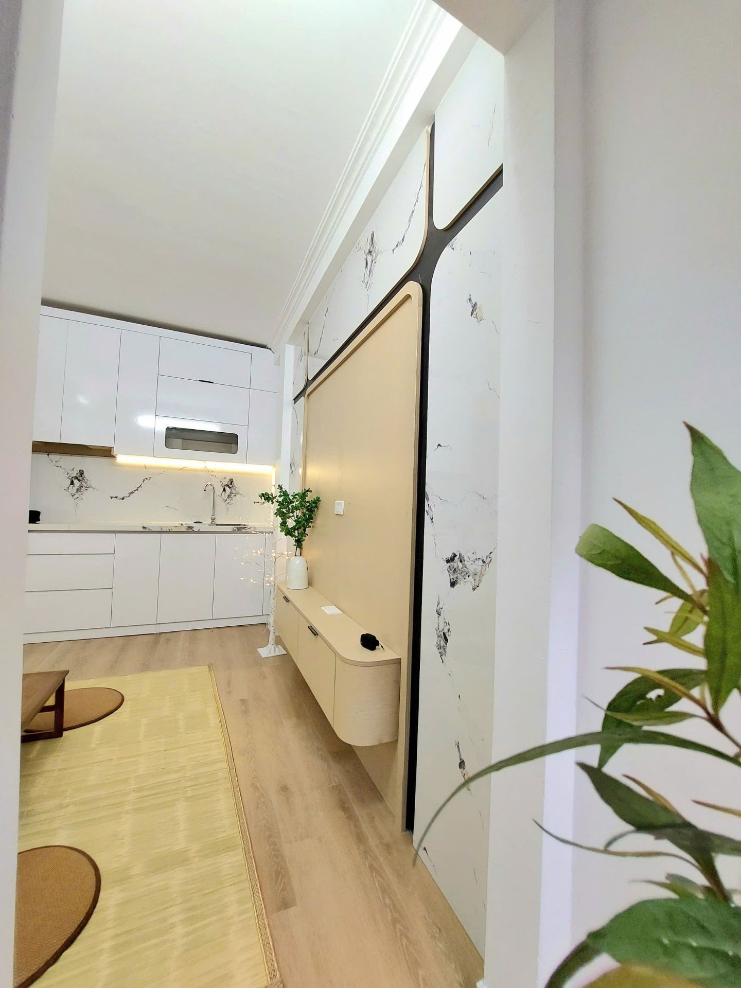 Bán nhà Bùi Ngọc Dương - diện tích 12m2 5 tầng - gần ô tô - giá 3,9 tỷ