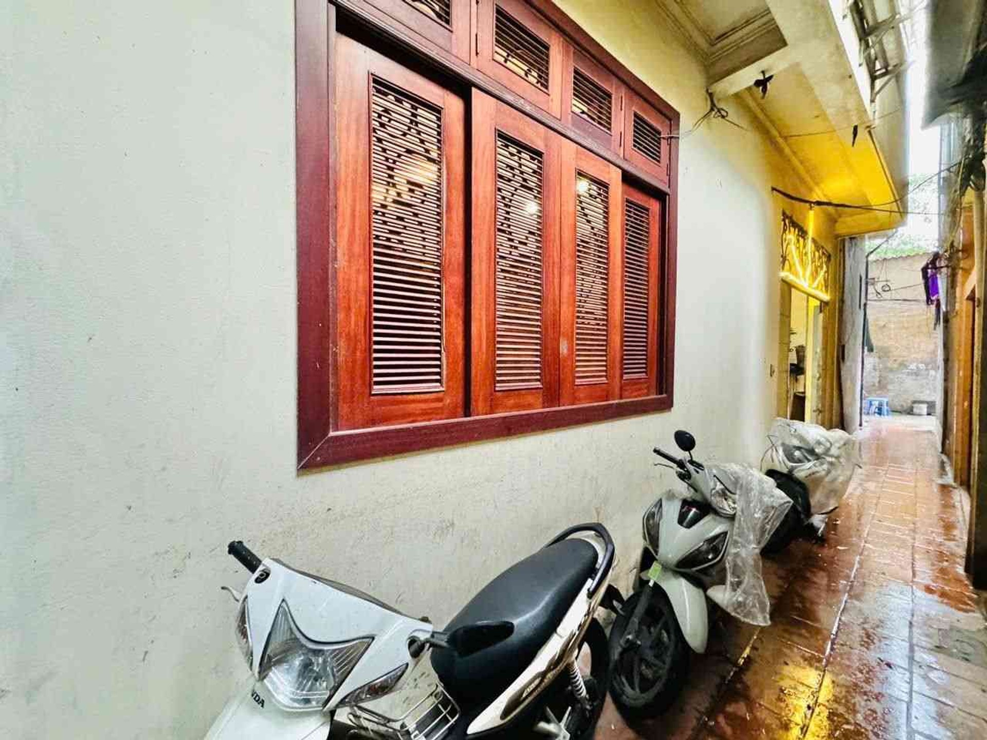 Bán nhà Minh Khai - diện tích 80m2 5 tầng - Nhà khung cột chắc chắn - giá 24 tỷ