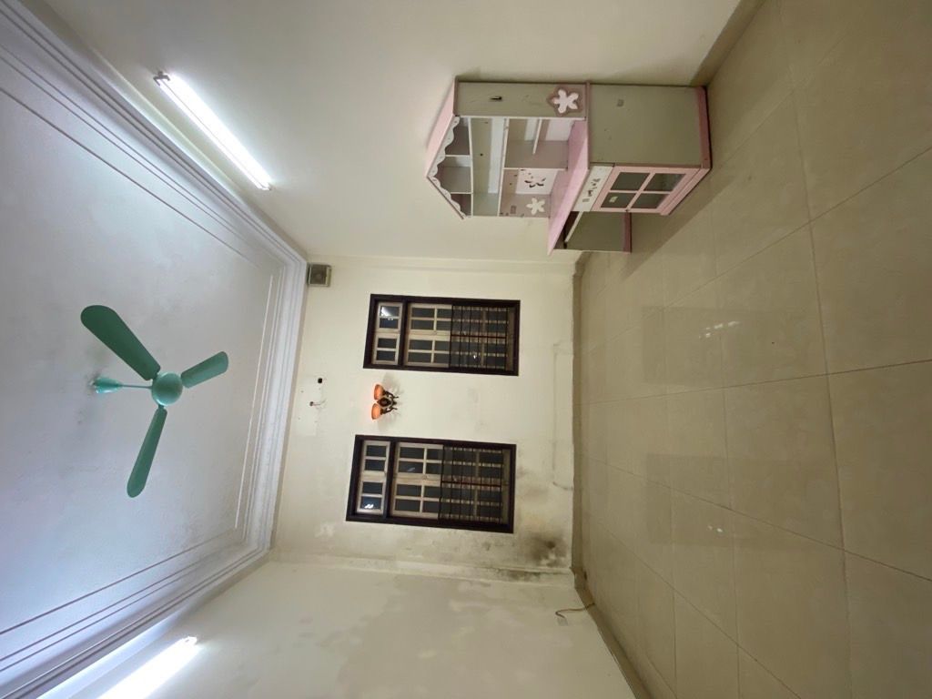 Bán nhà Đầm Trấu - diện tích 54m2 5 tầng - ô tô tránh - giá 25 tỷ