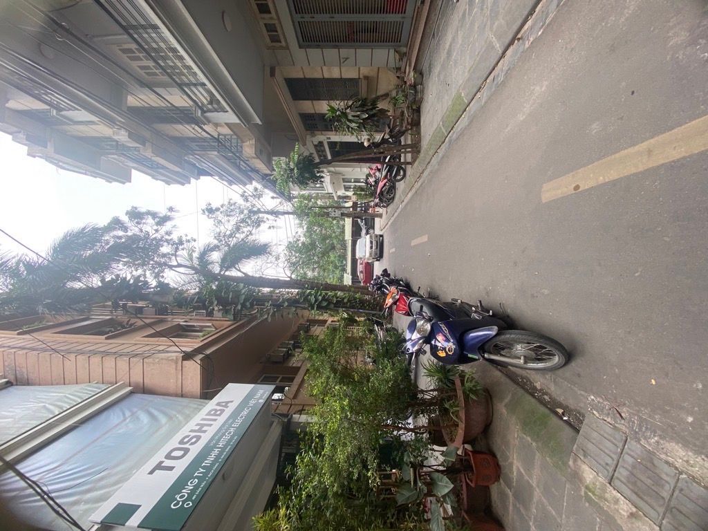 Bán nhà Đầm Trấu - diện tích 54m2 5 tầng - ô tô tránh - giá 25 tỷ