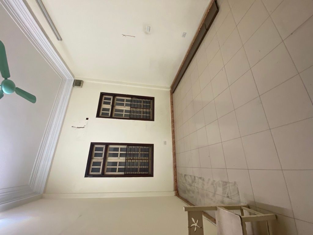 Bán nhà Đầm Trấu - diện tích 54m2 5 tầng - ô tô tránh - giá 25 tỷ