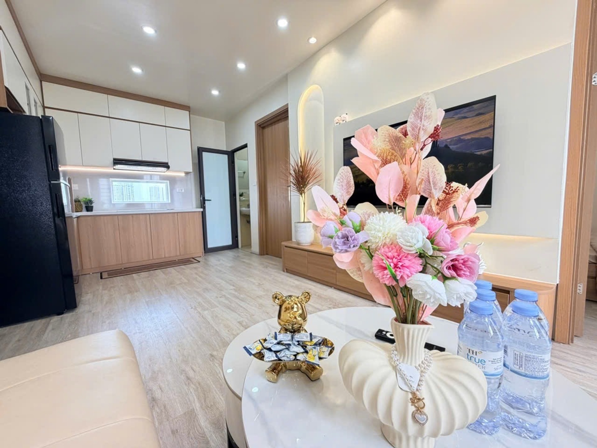 Bán nhà Vũ Tông Phan - diện tích 55m2 9 tầng - Nhà đẹp hiếm có - giá 2,6 tỷ