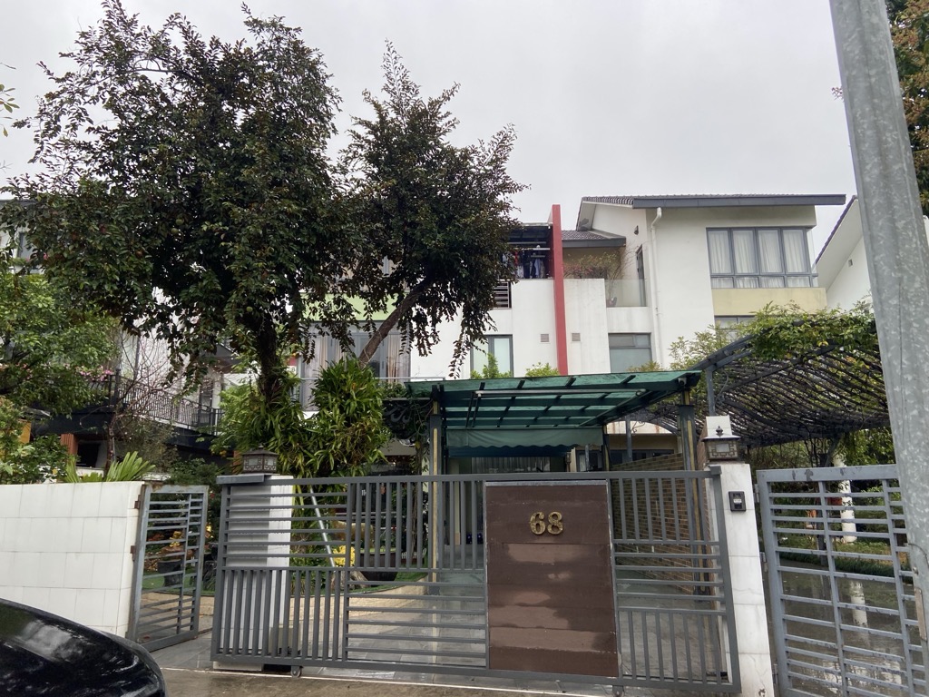 Bán nhà 3.3 Gamuda - diện tích 318m2 3 tầng - Biệt thự đẹp đẳng cấp - giá 99,5 tỷ