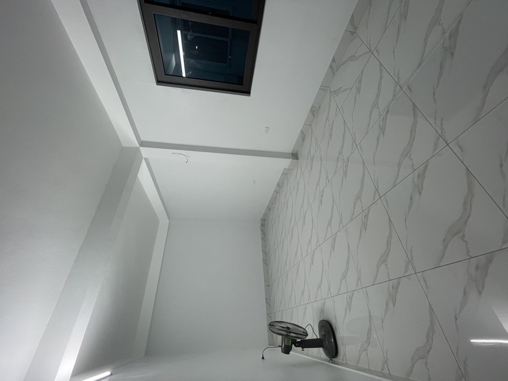 Bán nhà Định Công Thượng - diện tích 46m2 4 tầng - Lô góc 2 thoáng - giá 8,35 tỷ