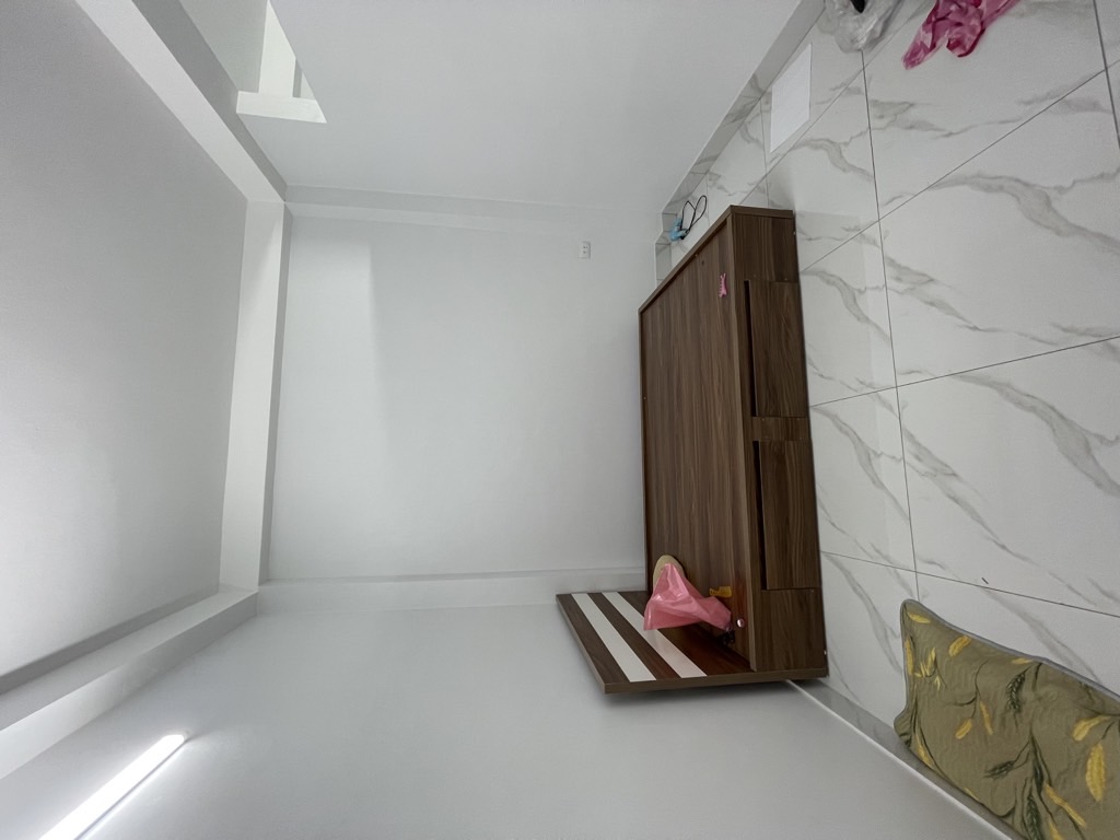Bán nhà Định Công Thượng - diện tích 46m2 4 tầng - Lô góc 2 thoáng - giá 8,35 tỷ