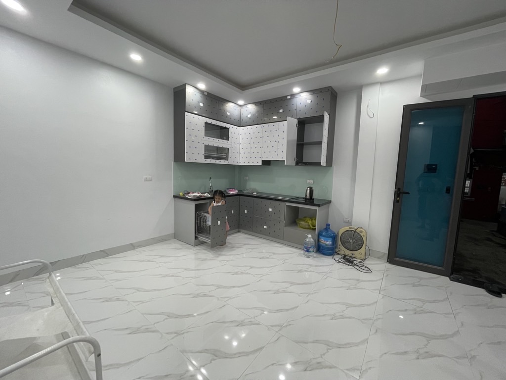 Bán nhà Định Công Thượng - diện tích 46m2 4 tầng - Lô góc 2 thoáng - giá 8,35 tỷ