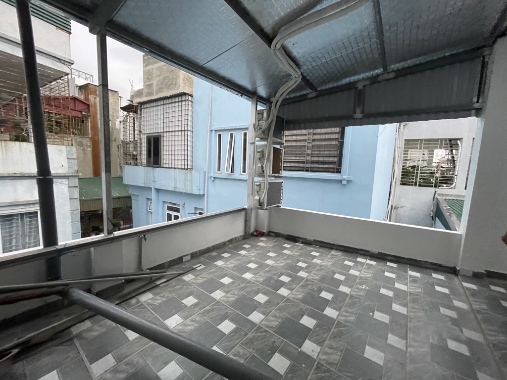 Bán nhà Định Công Thượng - diện tích 46m2 4 tầng - Lô góc 2 thoáng - giá 8,35 tỷ
