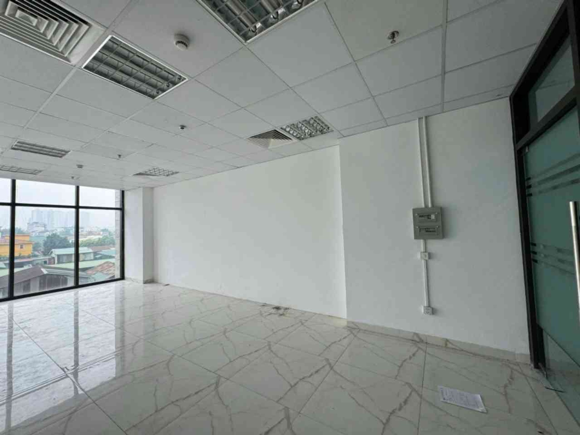Bán nhà Trần Thủ Độ - diện tích 67m2 3 tầng - Thiết kế thông sàn cho thuê - giá 3,8 tỷ