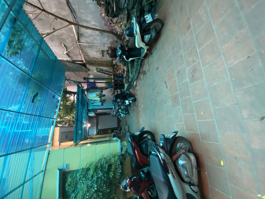 Bán nhà Nguyễn Ngọc Vũ - diện tích 350m2 3 tầng - Biệt thự gần phố - giá 88 tỷ