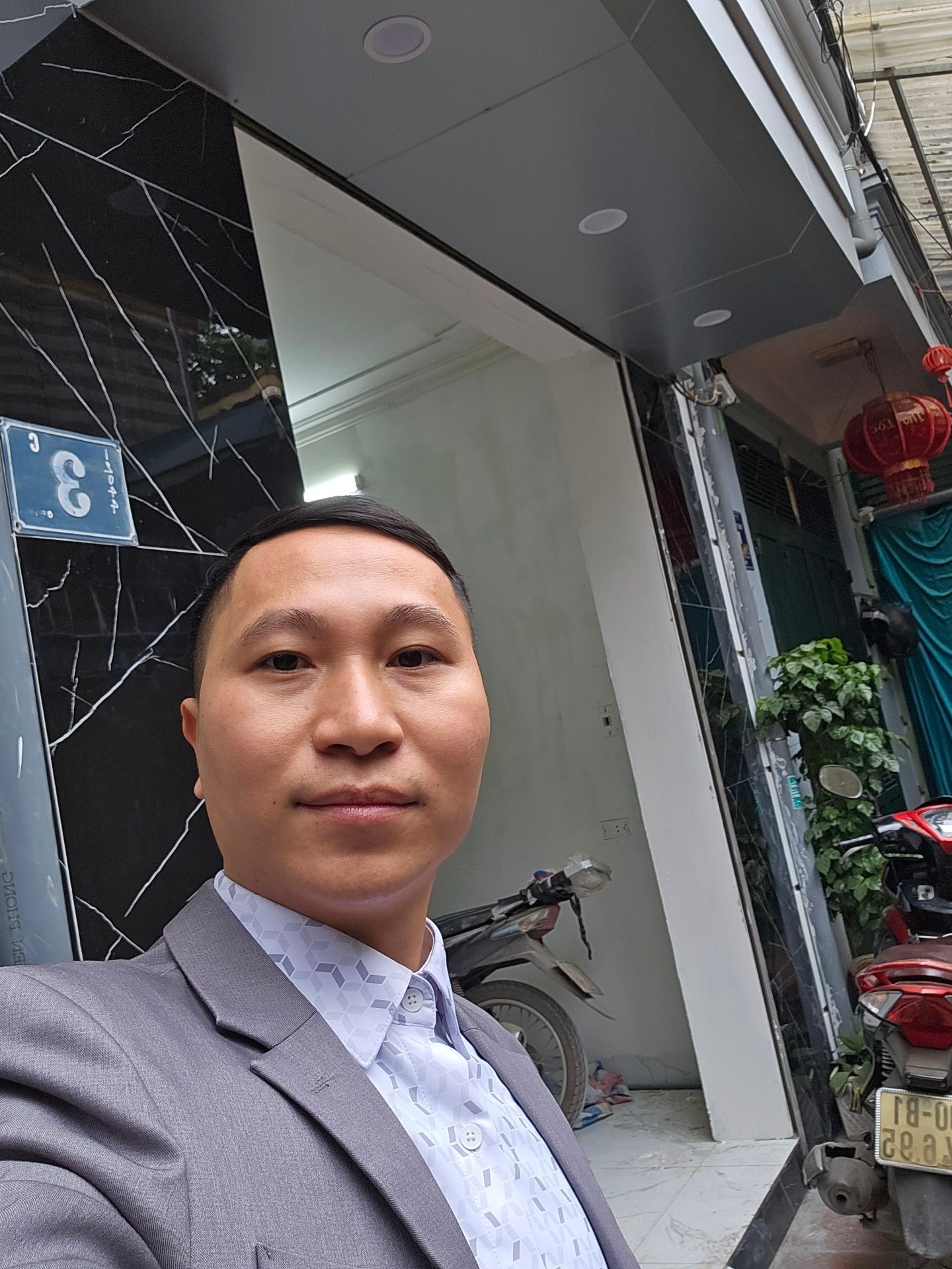 Bán nhà Đông Thiên - diện tích 21m2 5 tầng - ô tô đỗ cổng - giá 4 tỷ