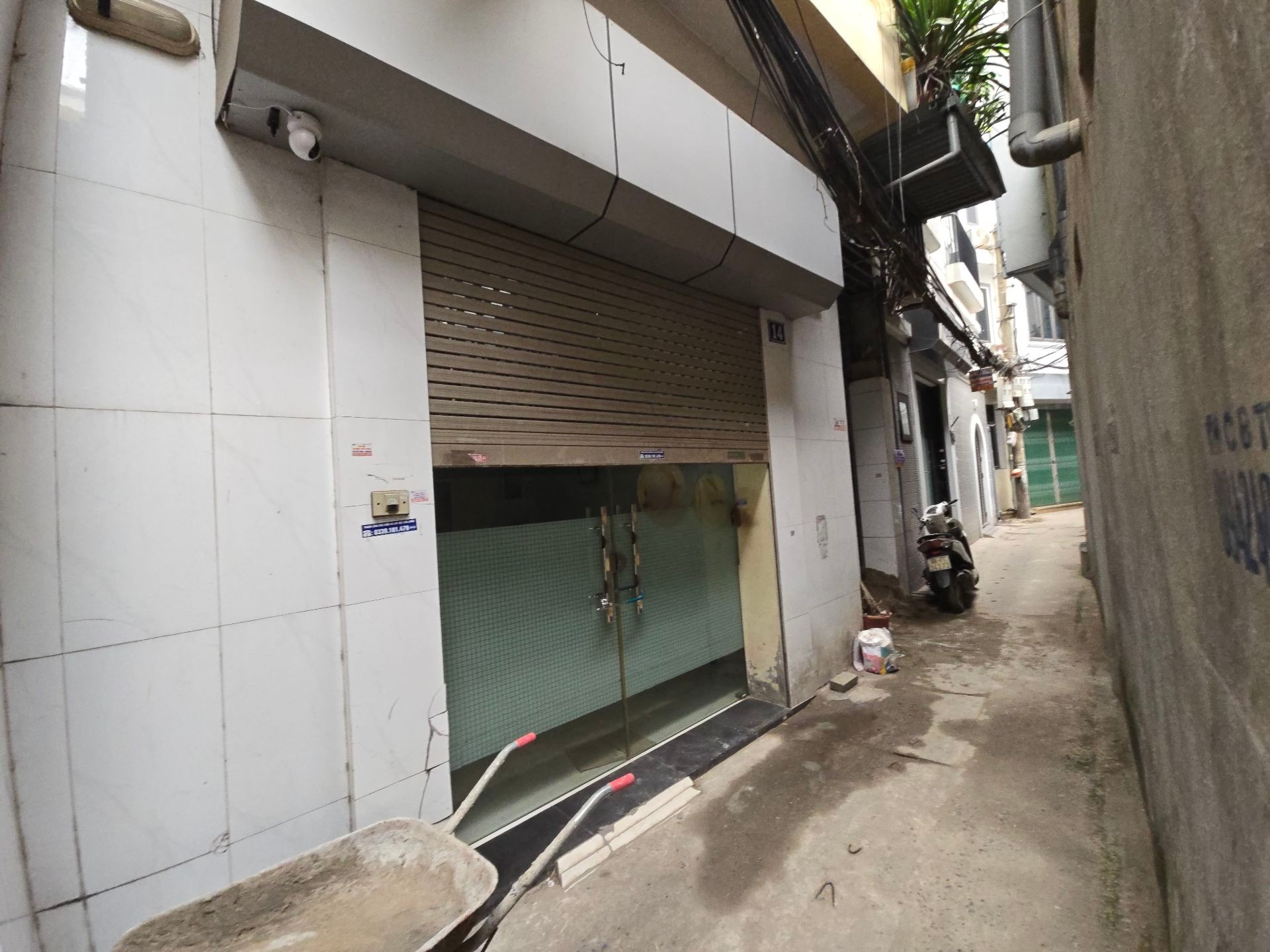 Bán nhà Hai Bà Trưng - diện tích 32m2 4 tầng - Mặt ngõ thông, vị trí trung tâm - giá 8,6 tỷ