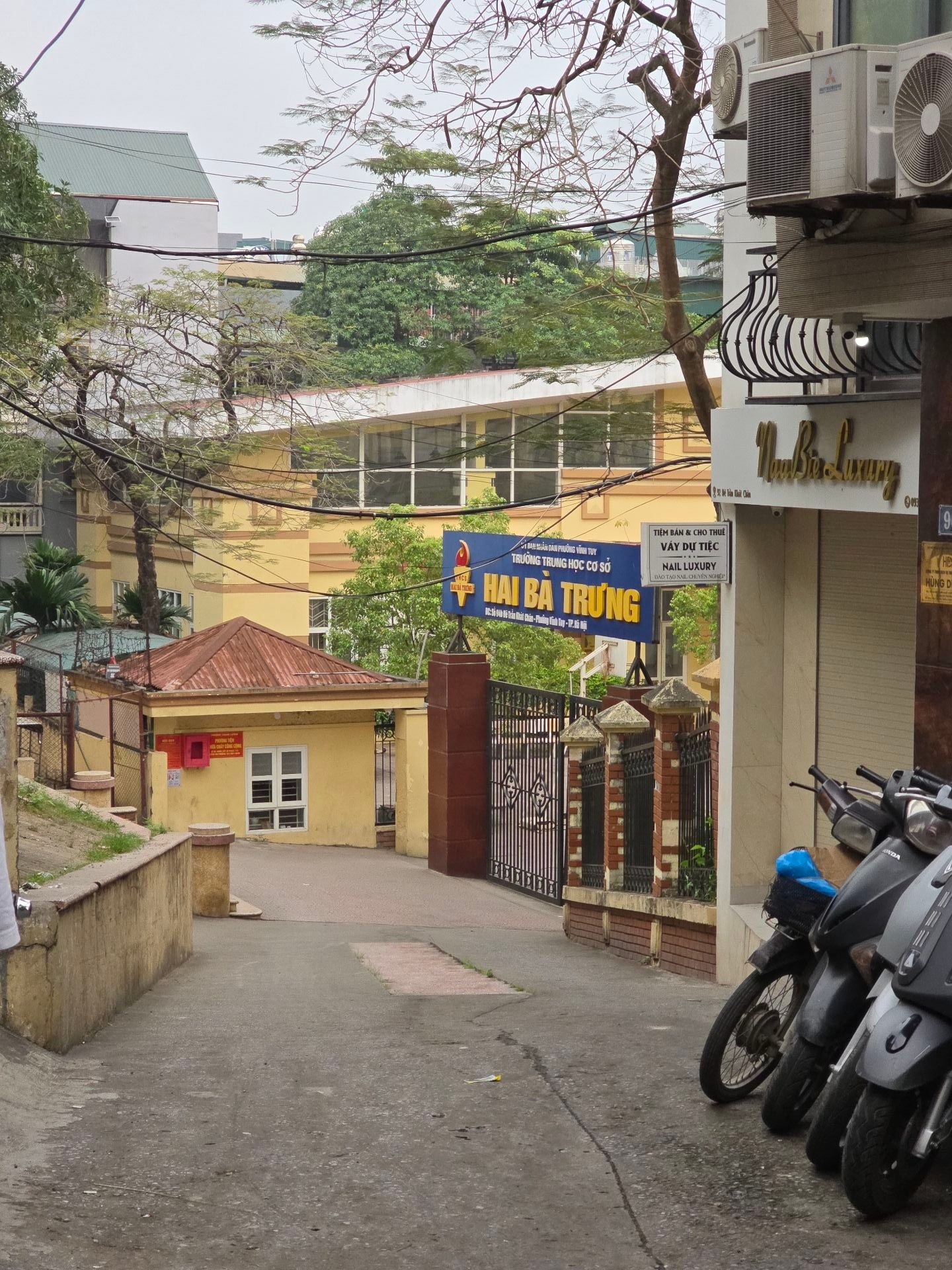 Bán nhà Hai Bà Trưng - diện tích 32m2 4 tầng - Mặt ngõ thông, vị trí trung tâm - giá 8,6 tỷ